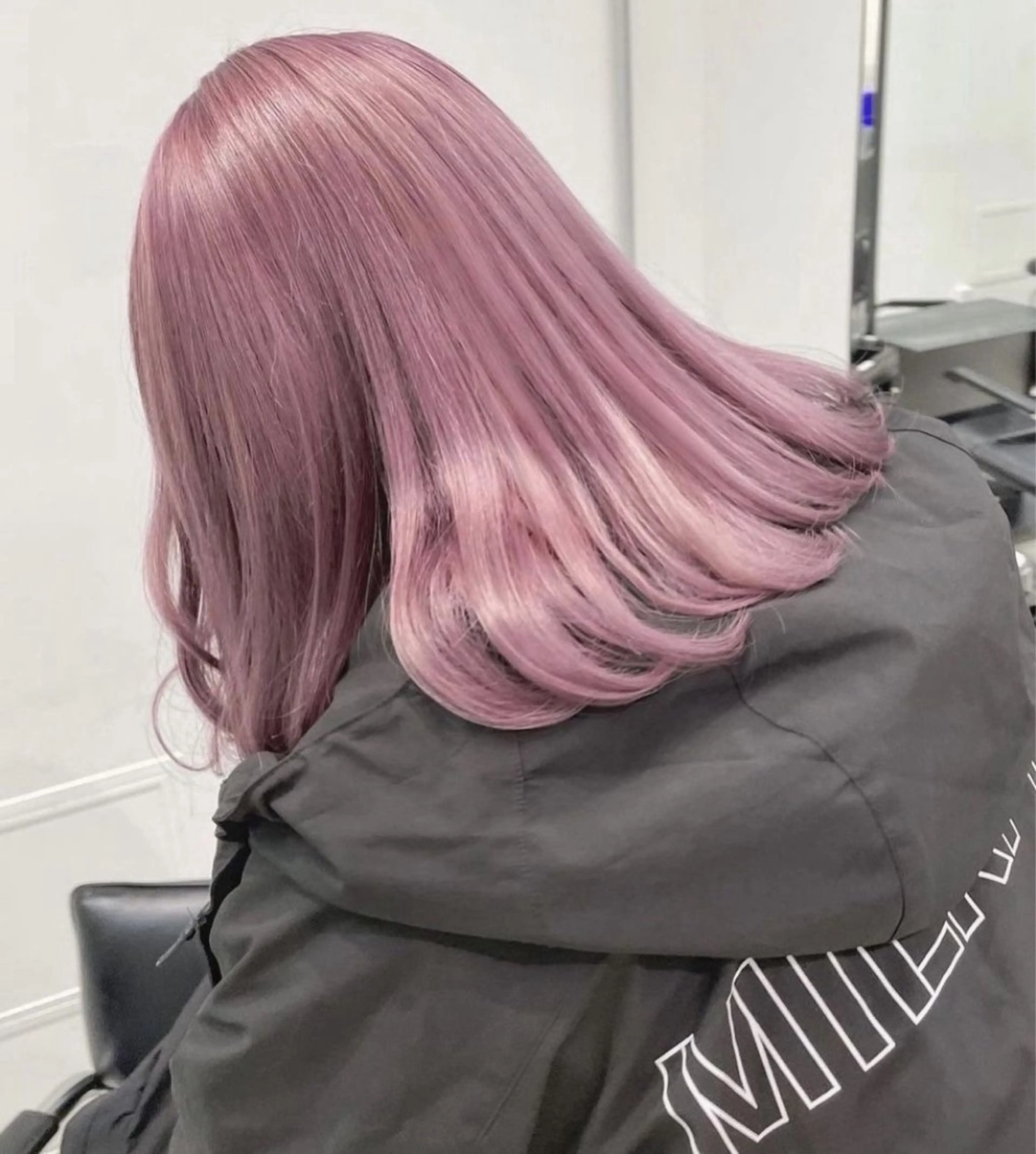 ロング カラー ピンクカラー ヘアカラー ハイトーン特化/ 複雑履歴修正/拓真のヘアスタイル