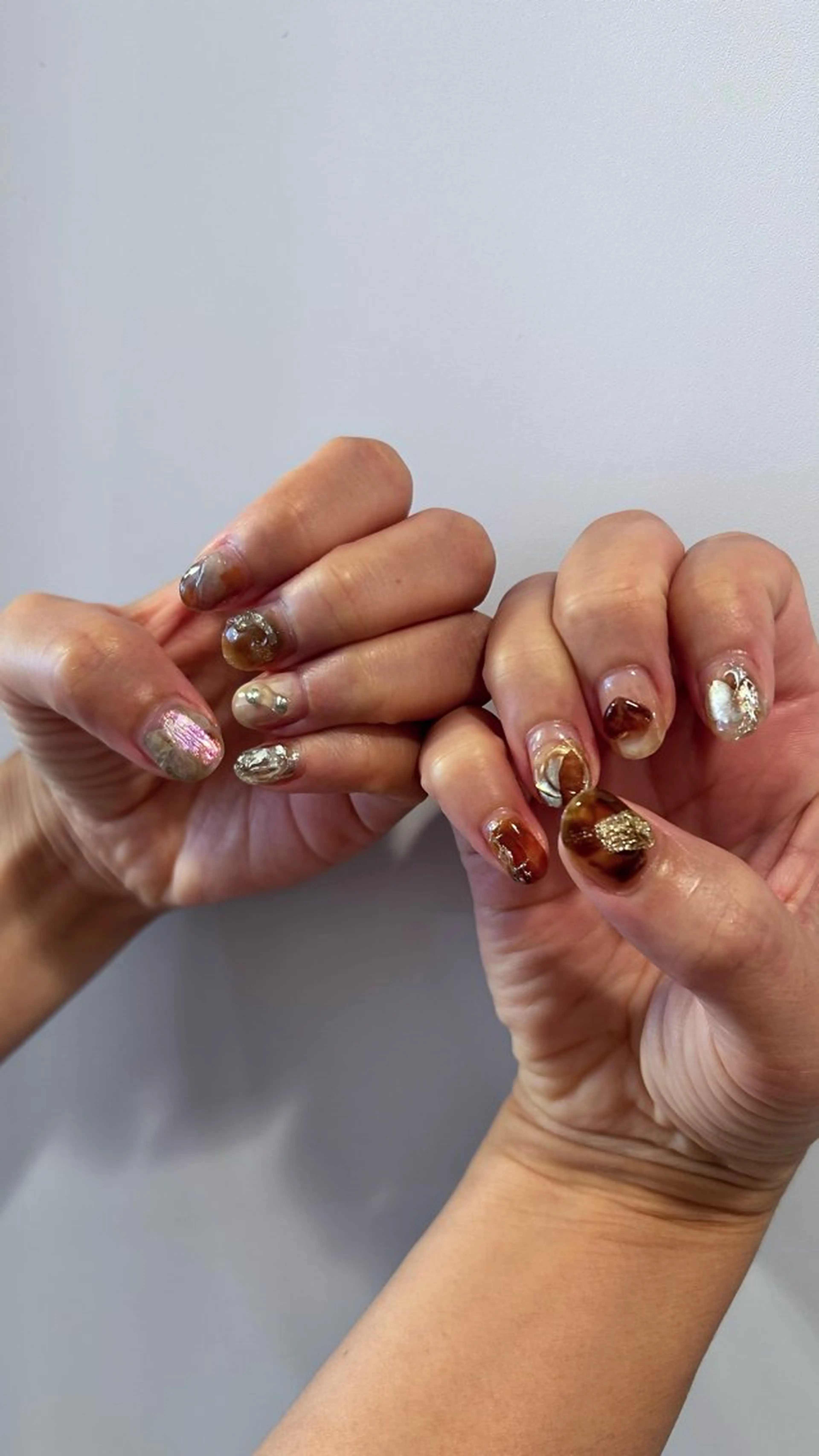 ネイル ニュアンスネイル ハンドネイル ハンドケア Atelier Ariのネイルデザイン