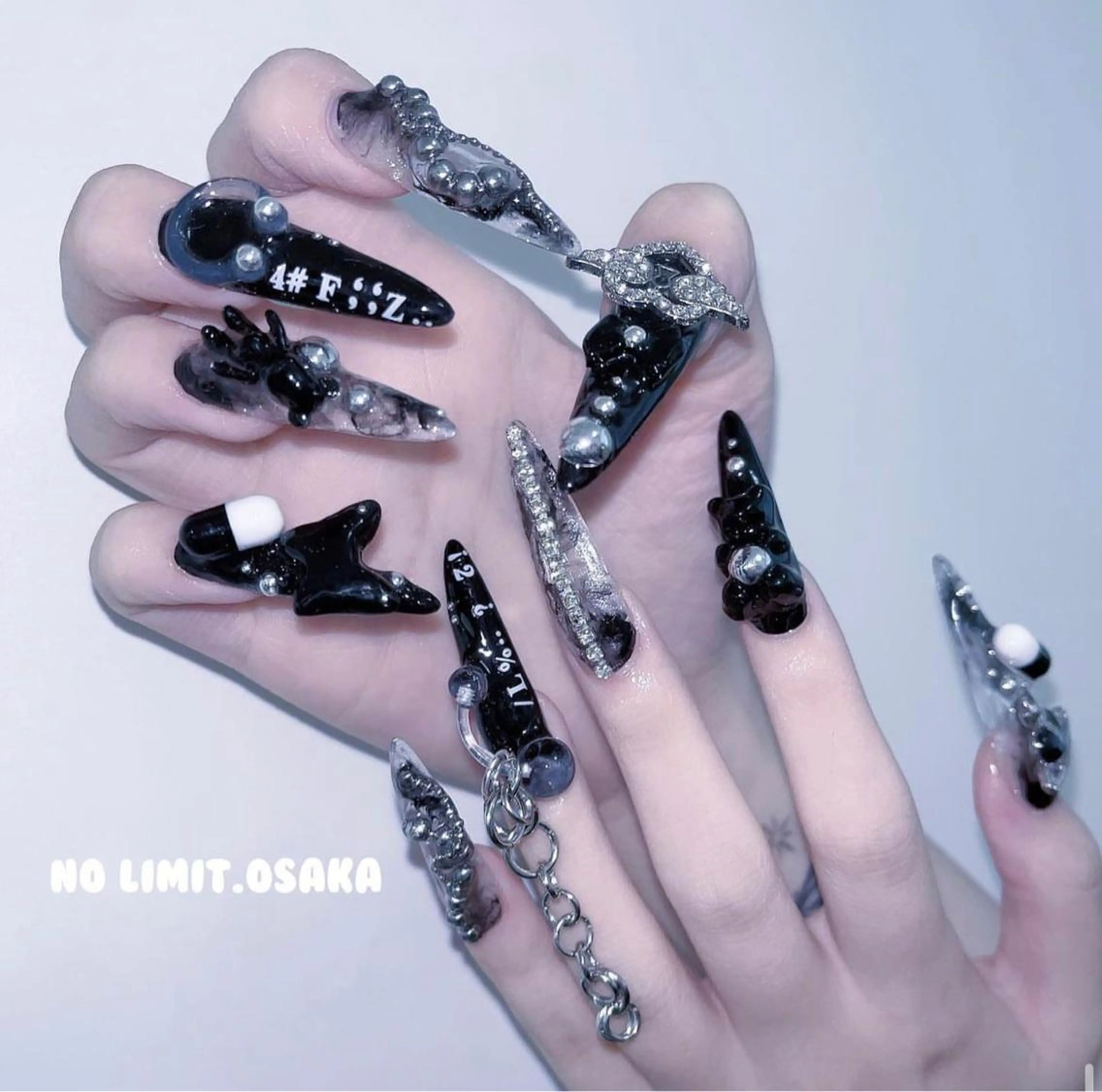 ネイル NOLIMIT.OSAKA所属・NOLIMIT Jr Nailistのネイルデザイン