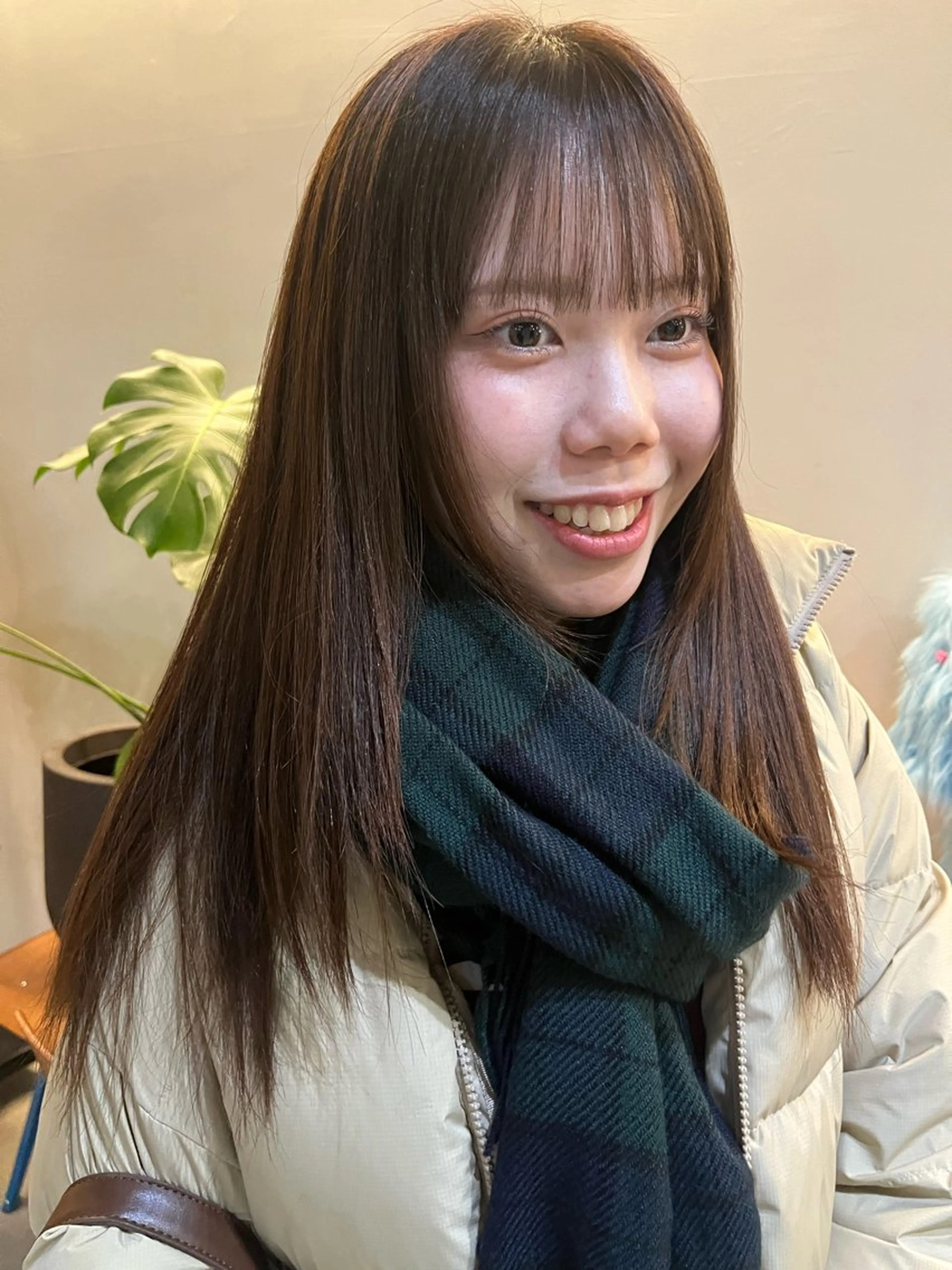 セミロング オレンジブラウン ハッシュカット 髪質改善 レイヤーカット トリートメント レイヤーカット\ウル フ　chinatsuのヘアスタイル