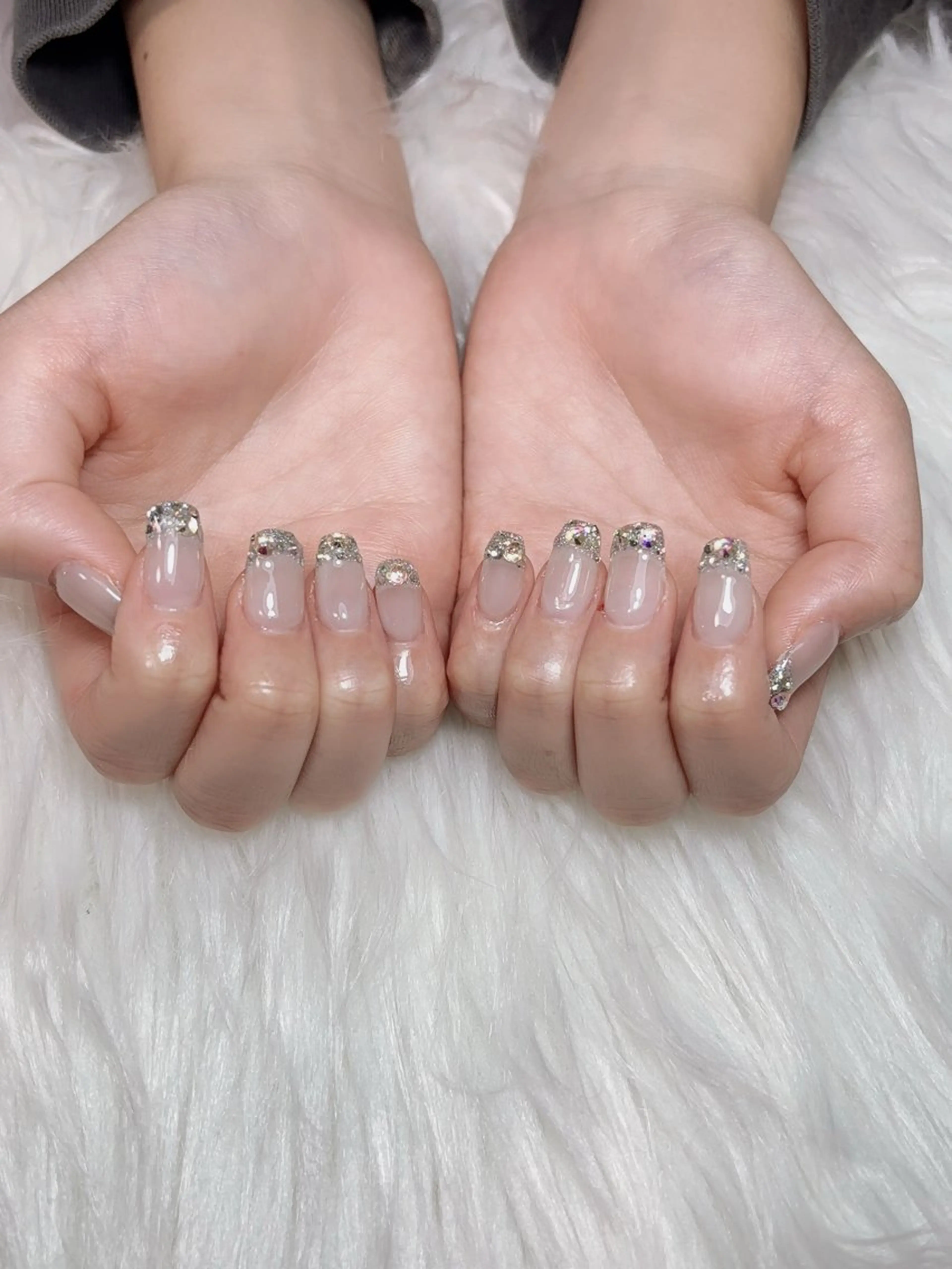 カラー 西野 カナのネイルデザイン