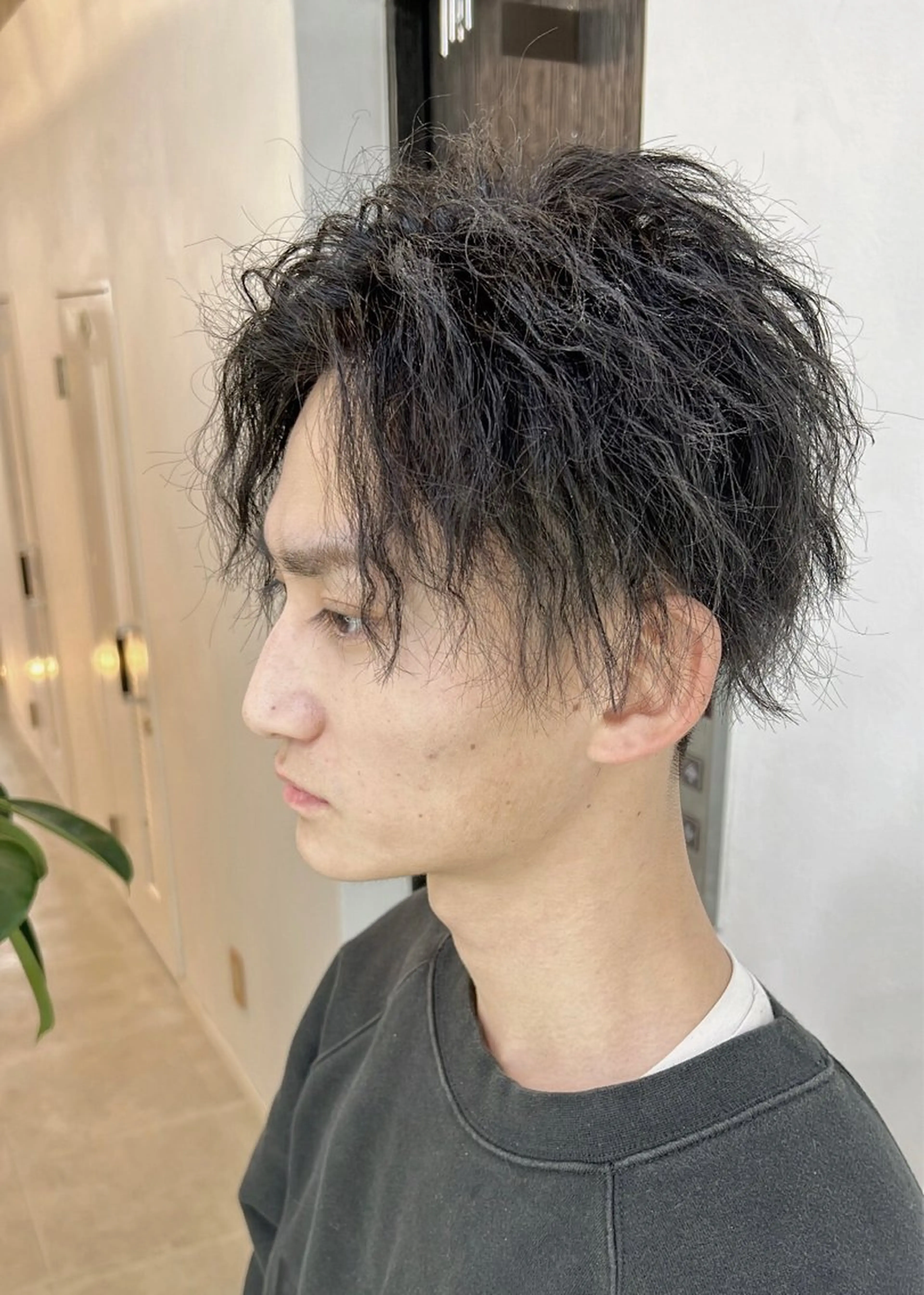 メンズ maya レイヤーカットのヘアスタイル