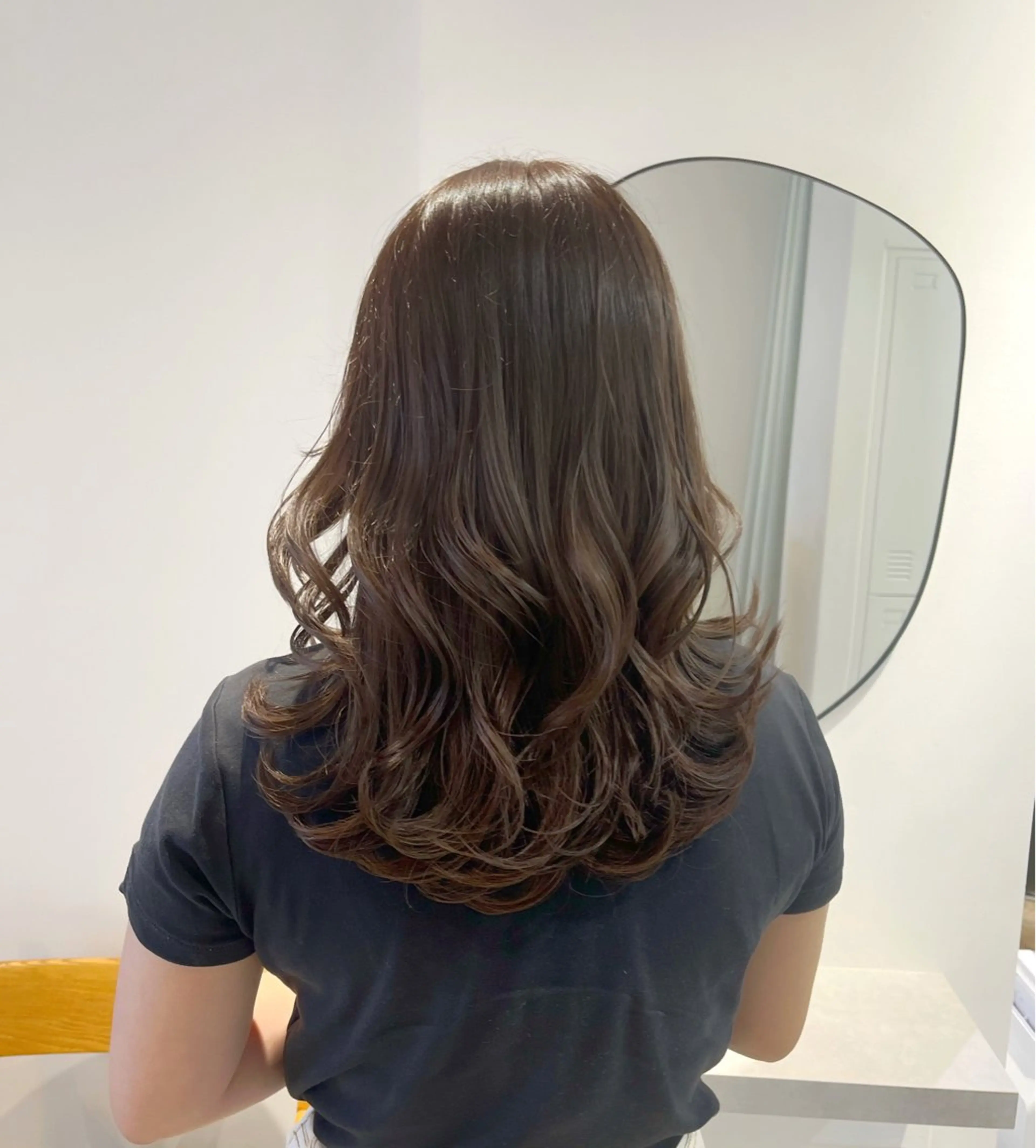 ミディアム カラー ブラウンカラー ダークブラウン 池田 未瑠のヘアスタイル