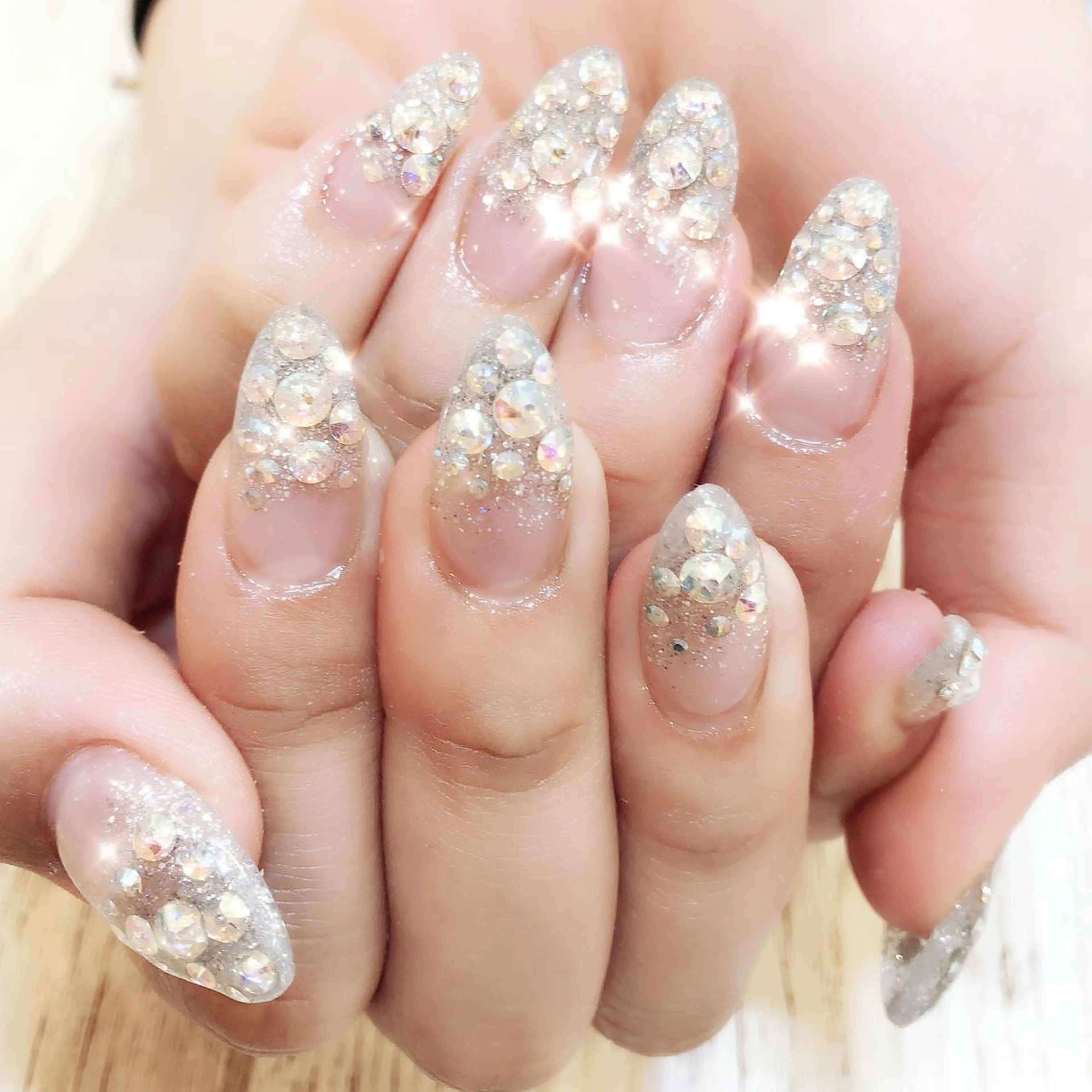 ネイル nailstudio ′ecole所属・nailstudio ′ecoleのネイルデザイン