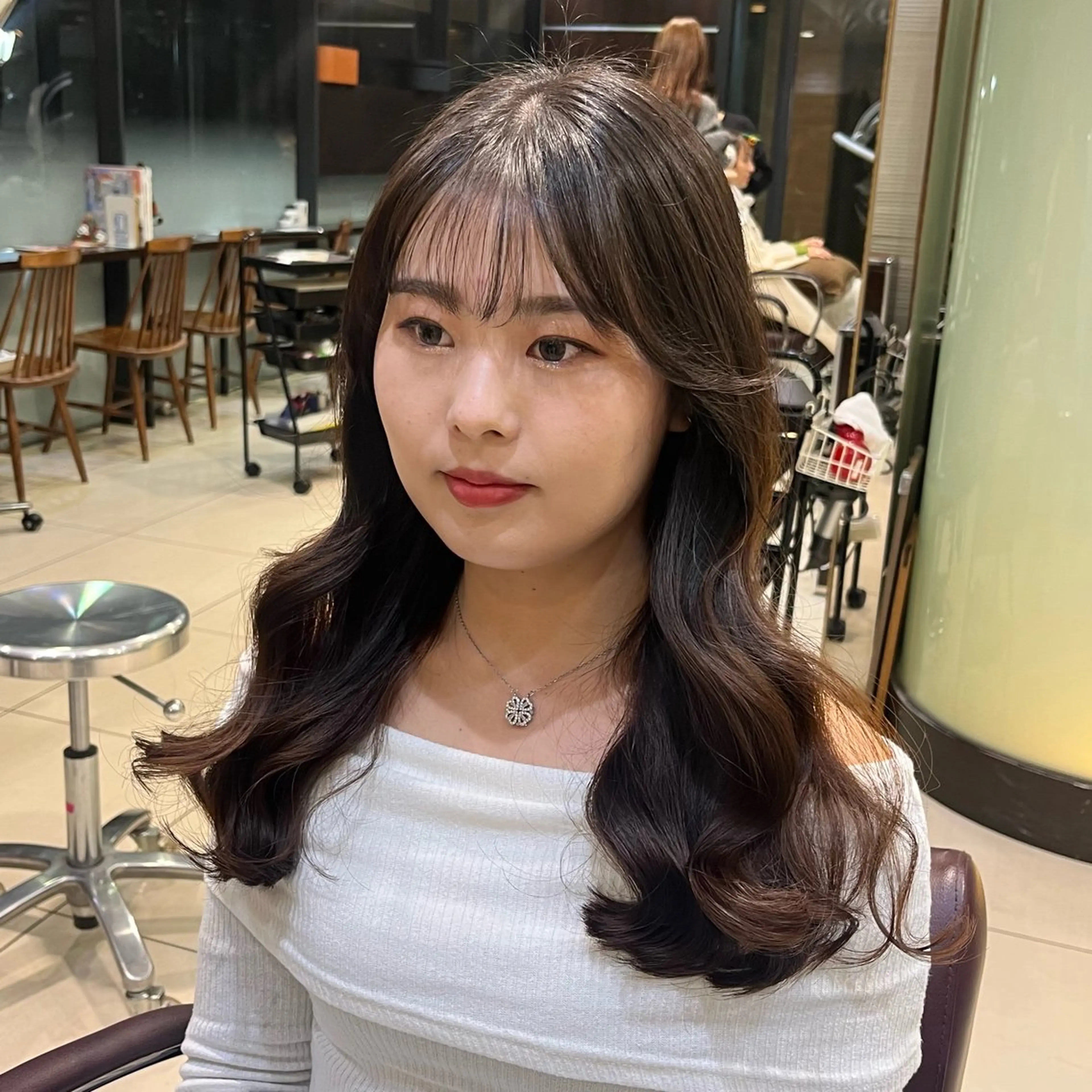 ロング タンバルモリパーマ 礒井メンキのヘアスタイル