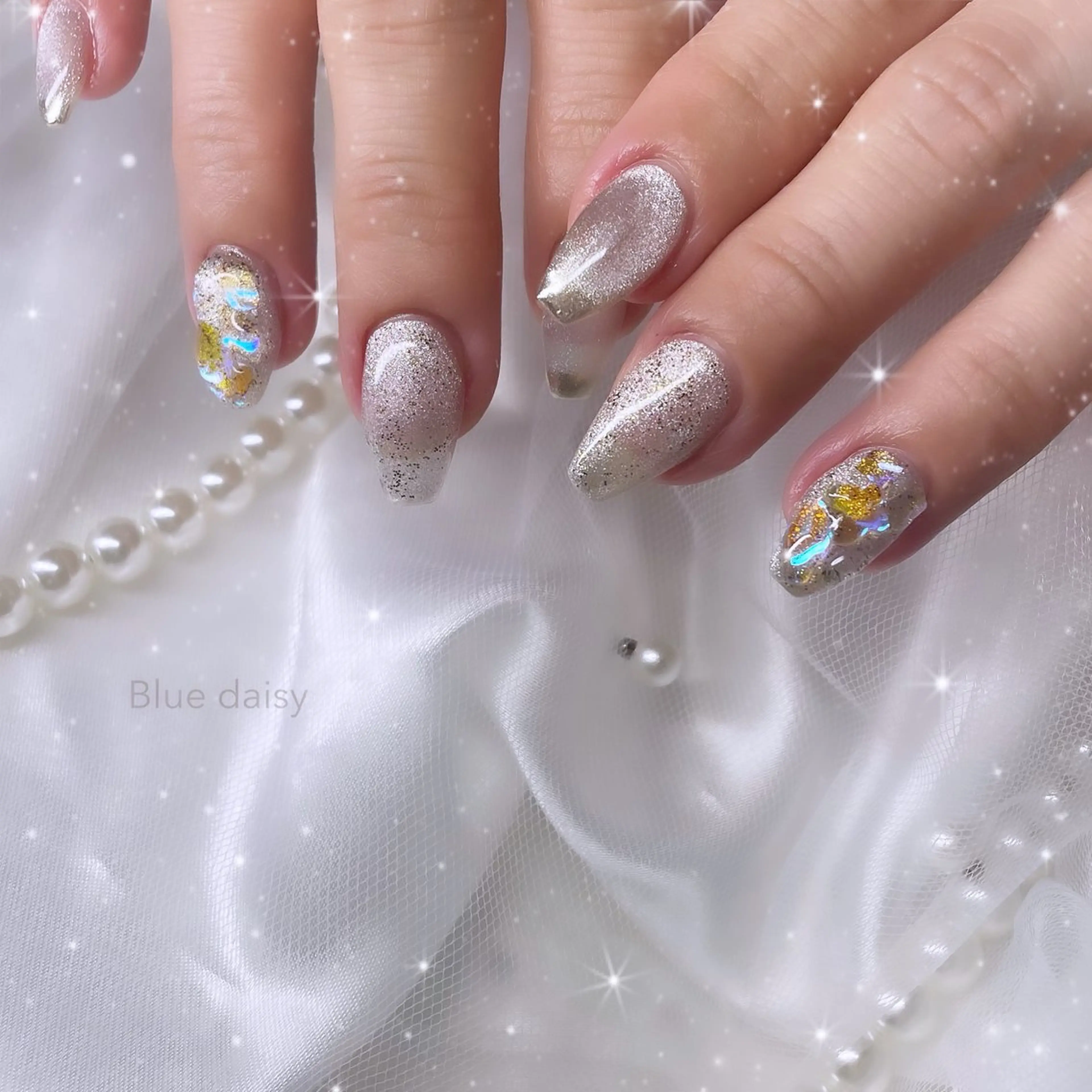 ネイル 氷ネイル・うるうるネイル ニュアンスネイル ハンドネイル Blue daisy所属・Blue daisy 栄本店のネイルデザイン