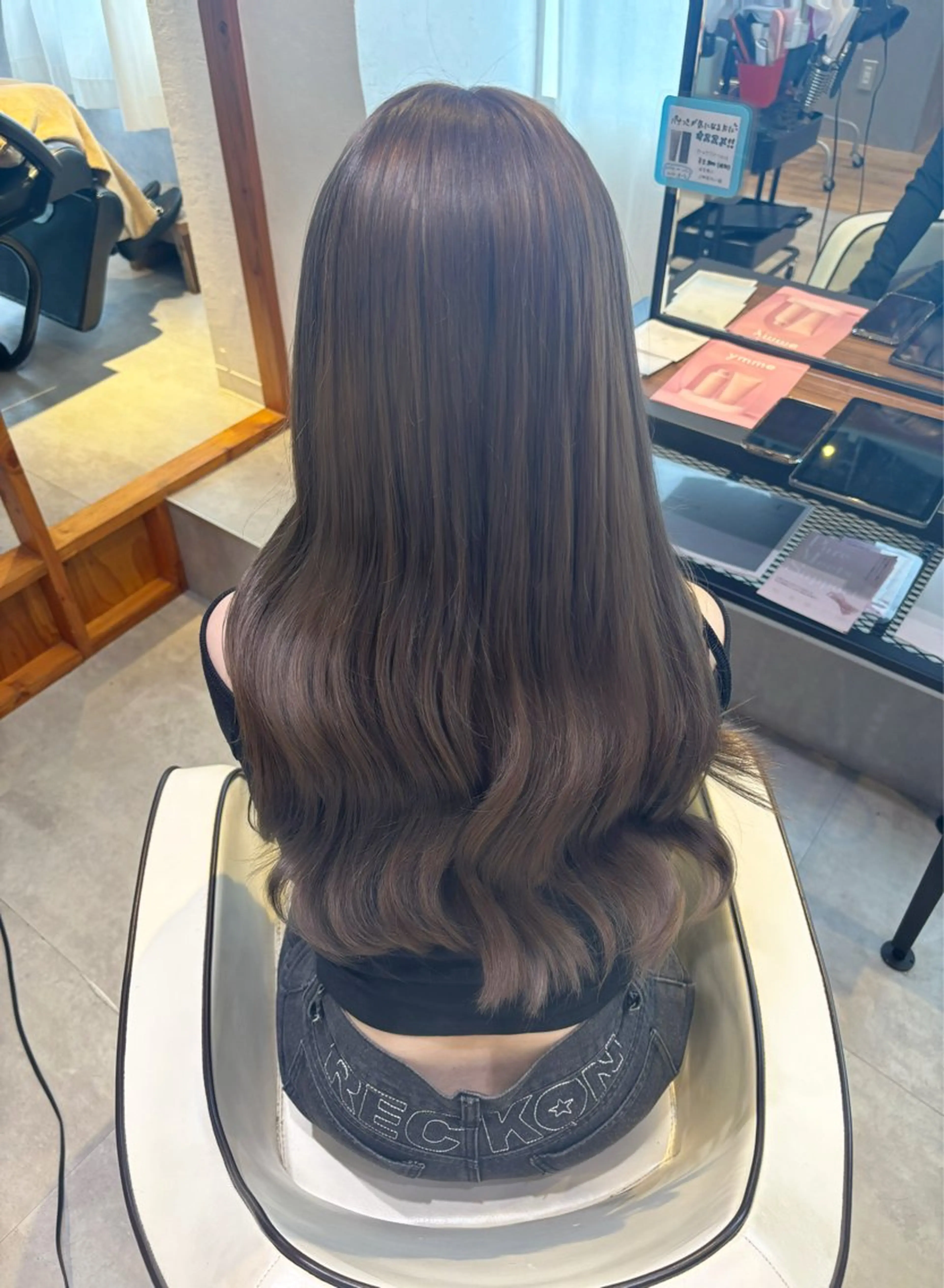 ロング ヘアカラー トリートメント 女性専用サロン iiro所属・【レイヤー/似合わせ 】Hina🎀のヘアスタイル