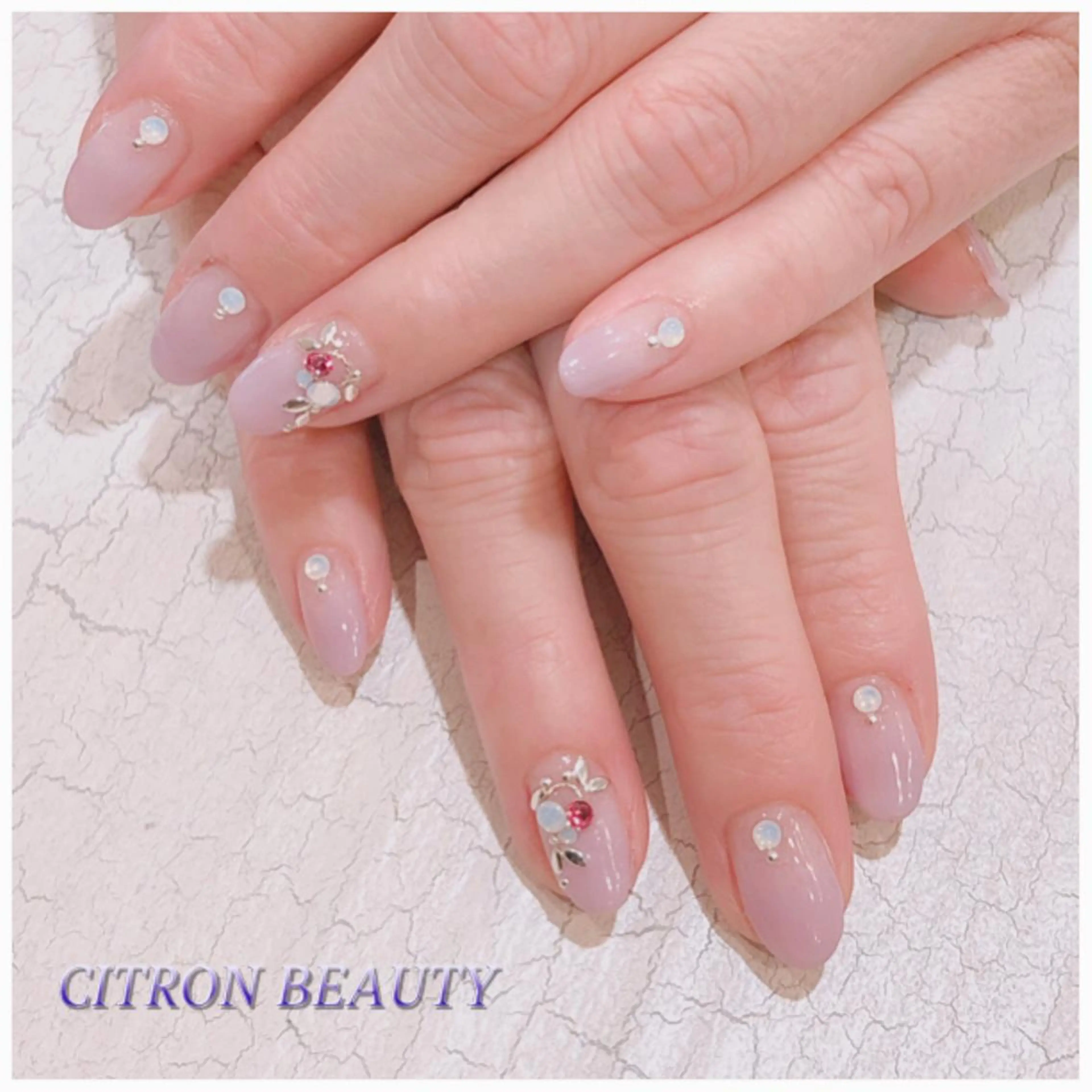 ネイル グラデーション CITRON NAIL💅練習生のネイルデザイン