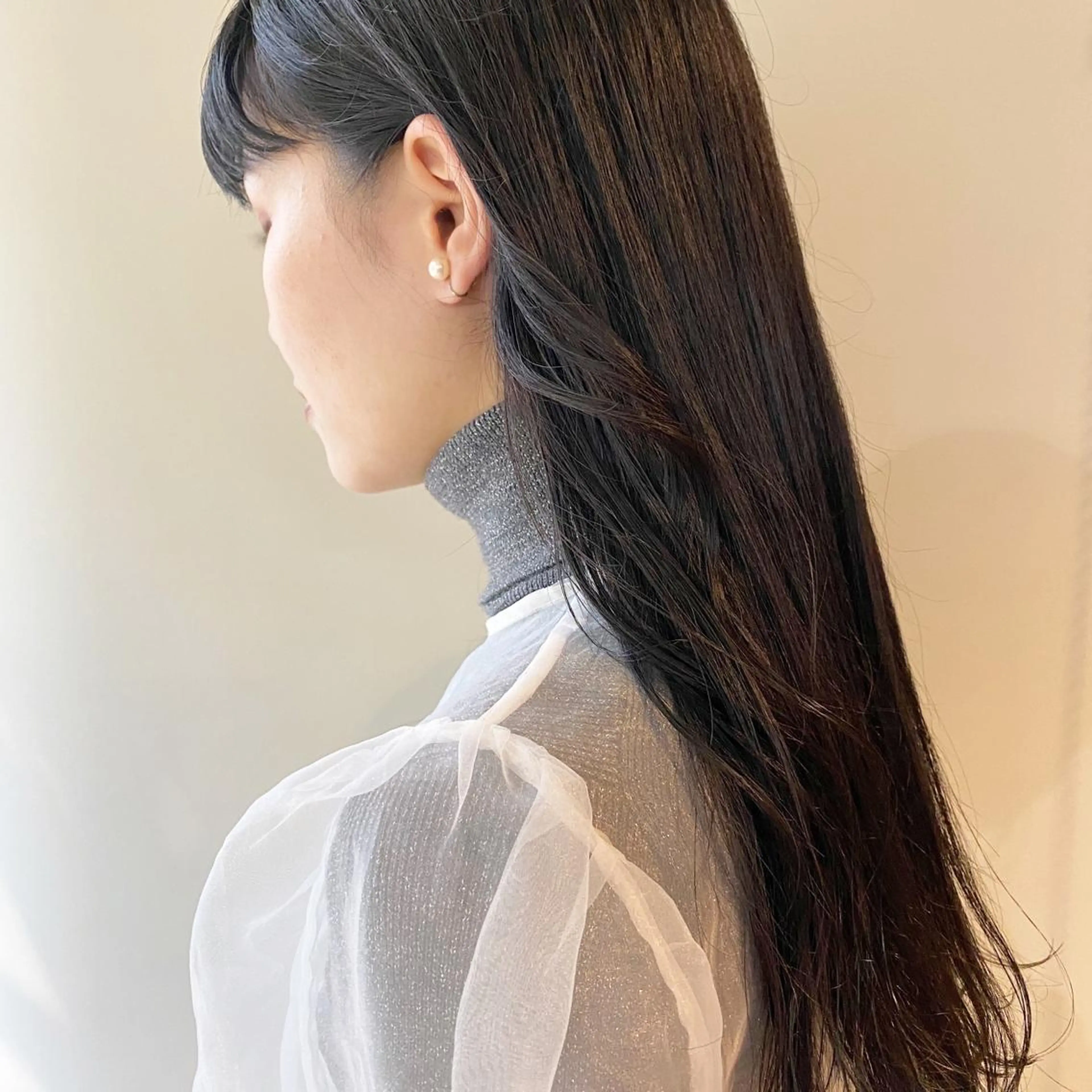 セミロング カラー 黒髪 ブルーカラー ブルーブラック 韓国風ヘア GIVET (ジヴェ)所属・撮影モデル募集 🦋soemikaのヘアスタイル