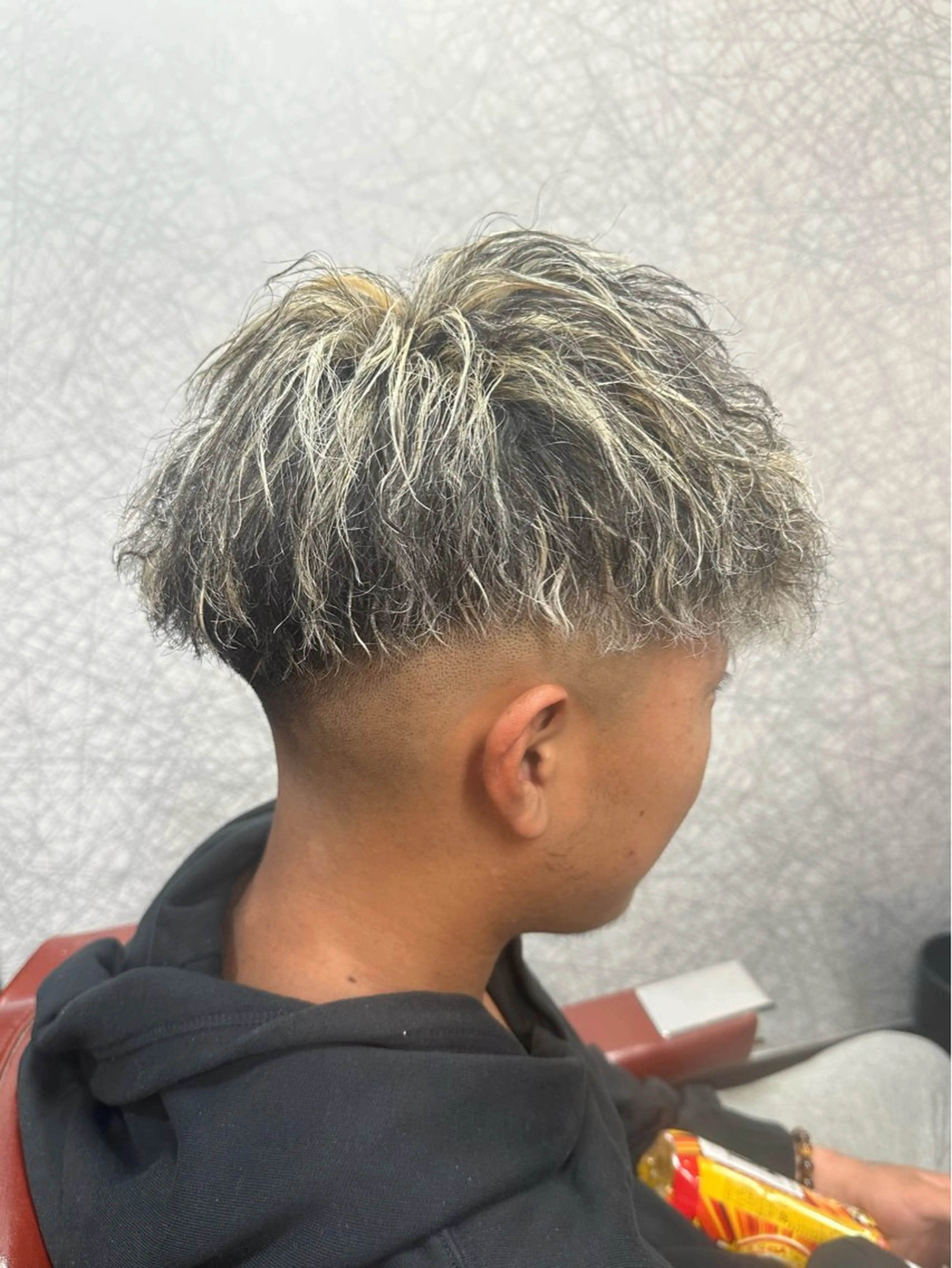 ショート カラー 田島 颯人のヘアスタイル