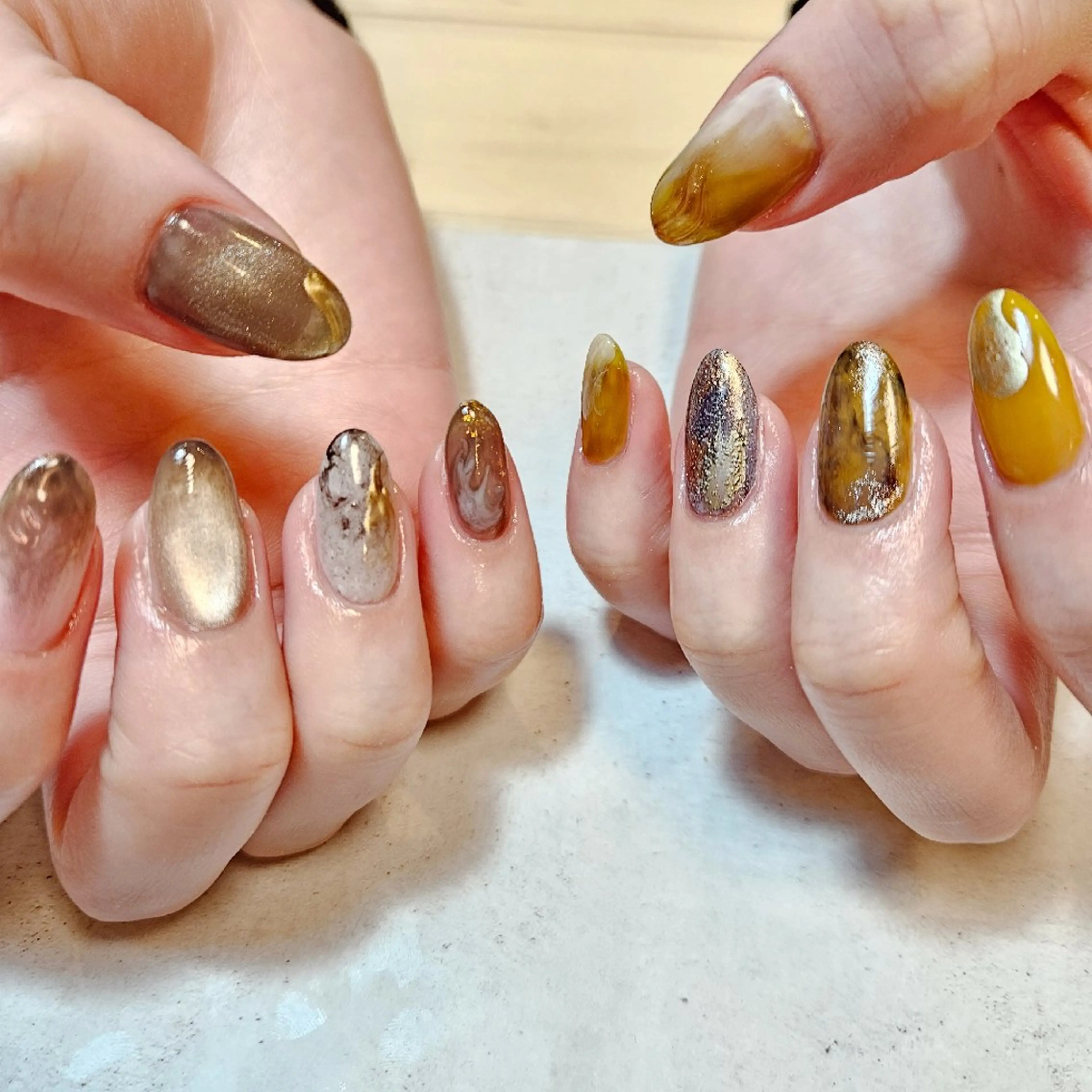 ネイル ジェルネイル マグネットネイル ニュアンスネイル パラジェル 春ネイル ハンドネイル Nailsalon manoのネイルデザイン