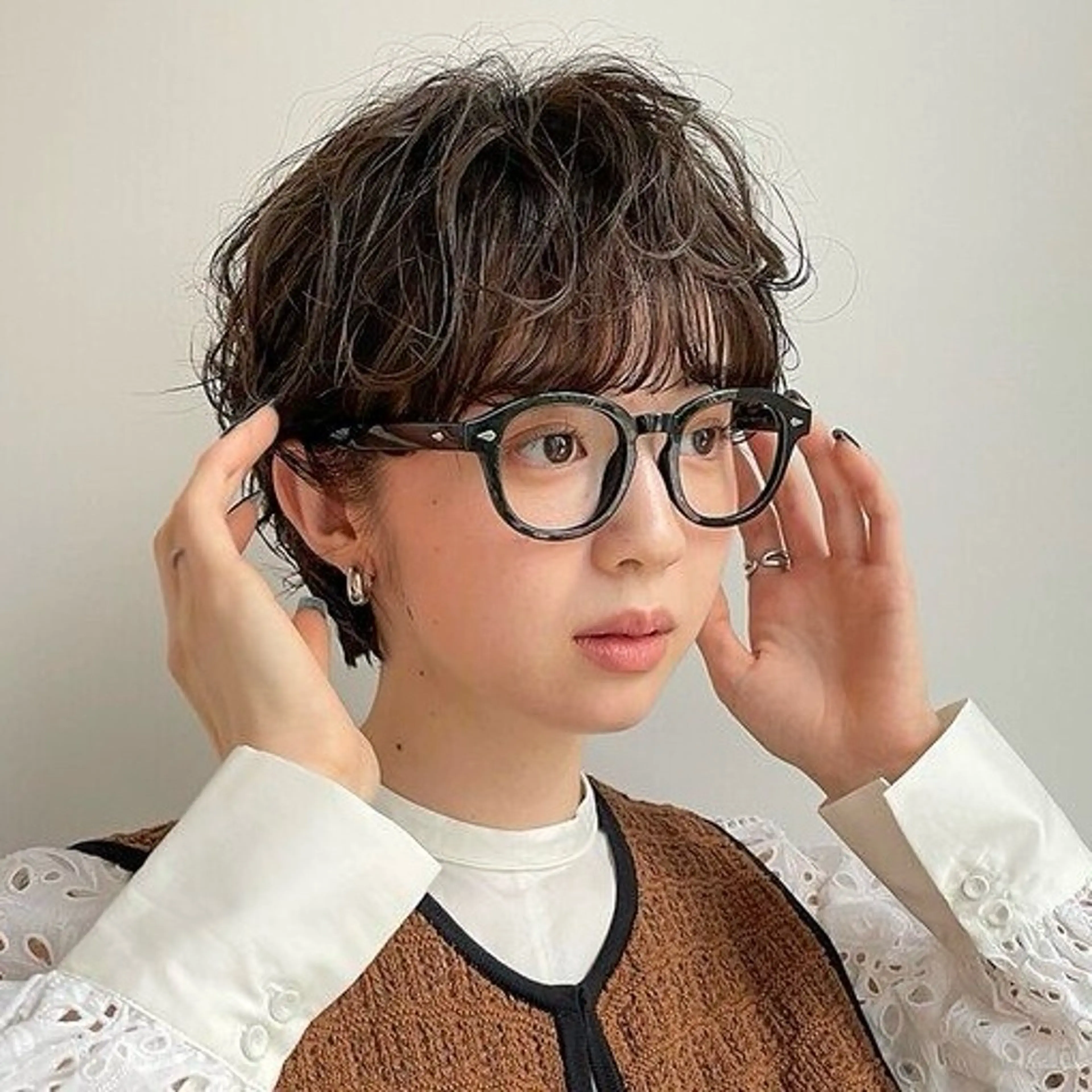 ショート パーマ 🫧もも🫧 ／メンズ〜レディースのヘアスタイル