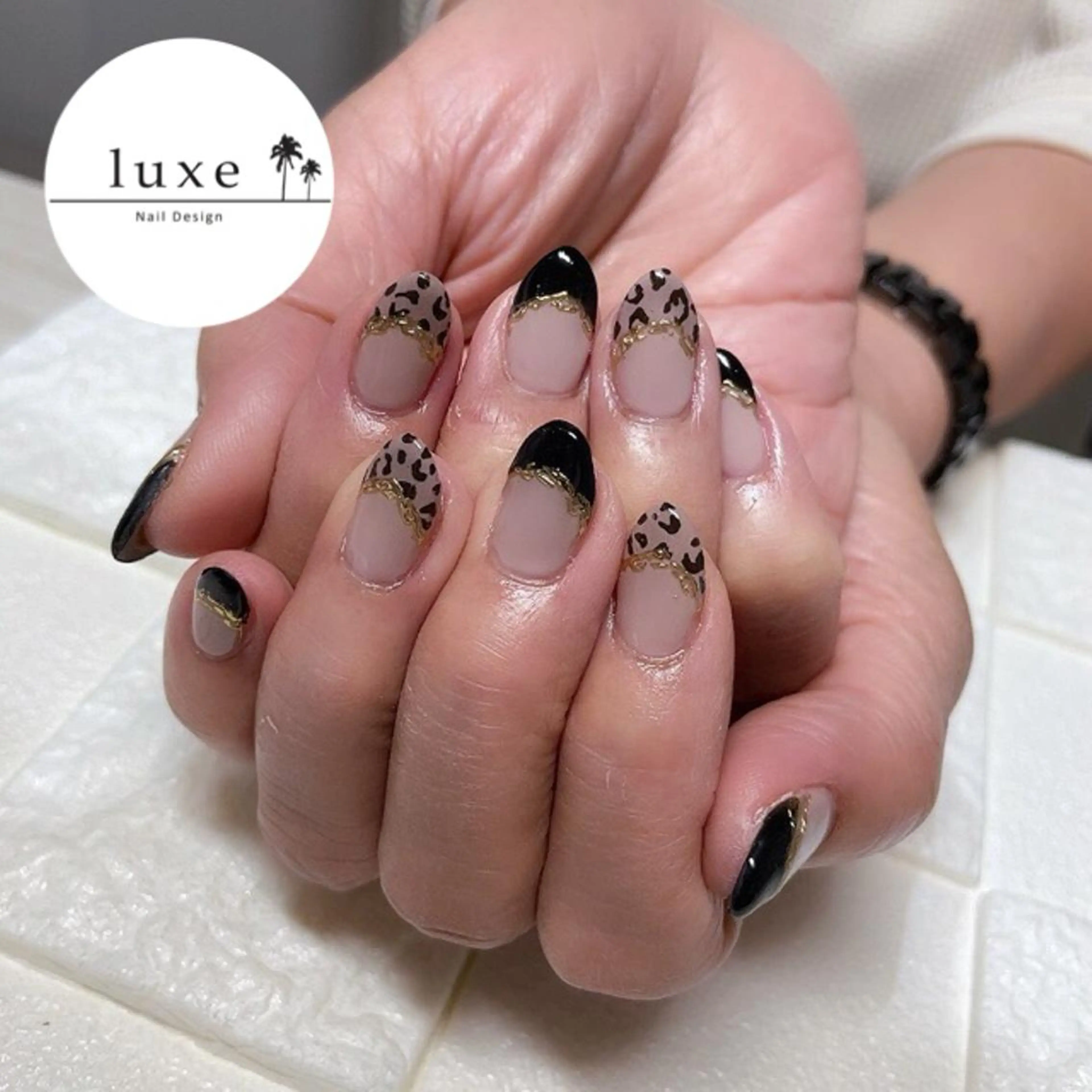 ネイル luxe NailDesignのネイルデザイン