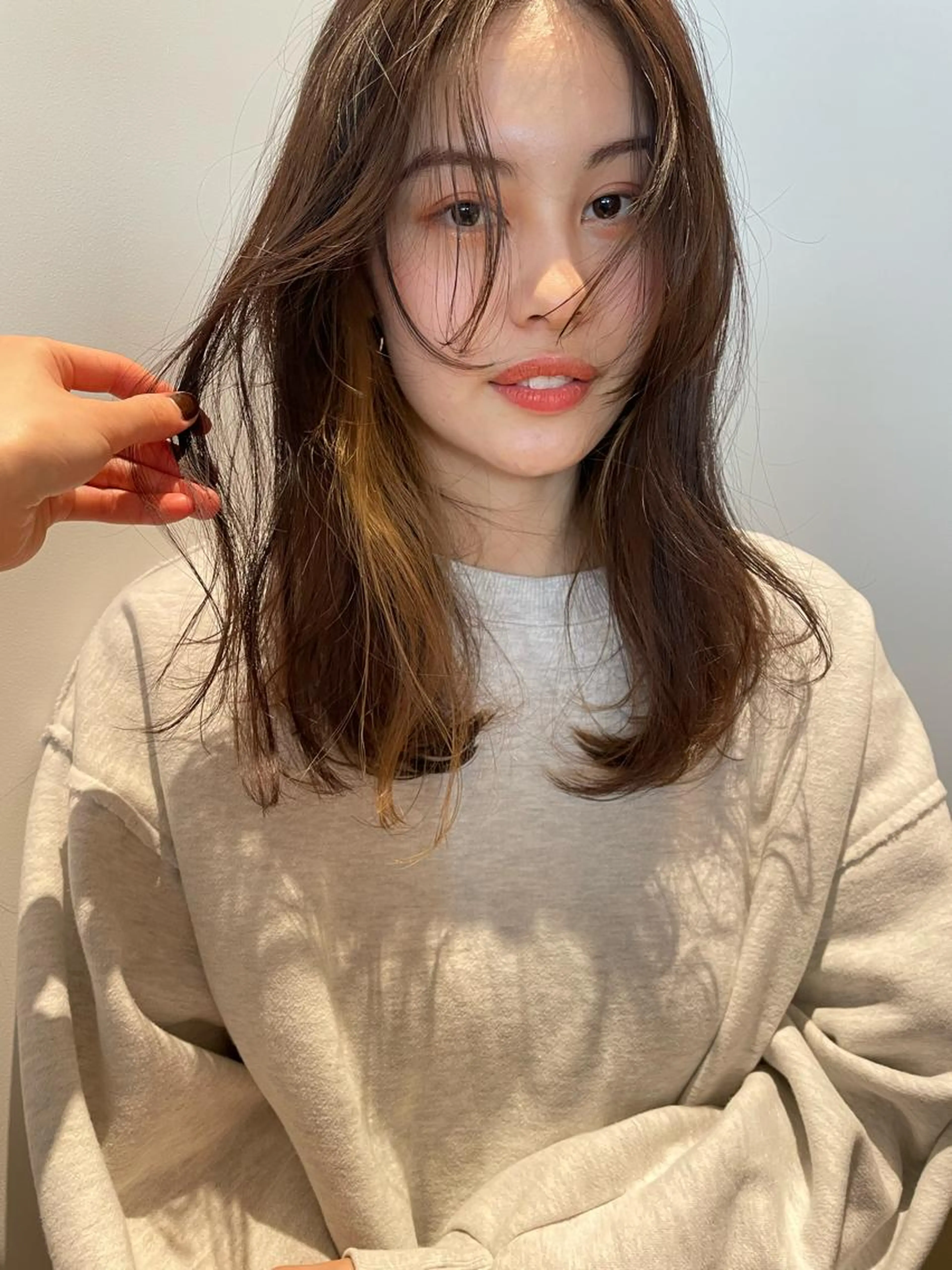 前髪、顔まわりカットの写真