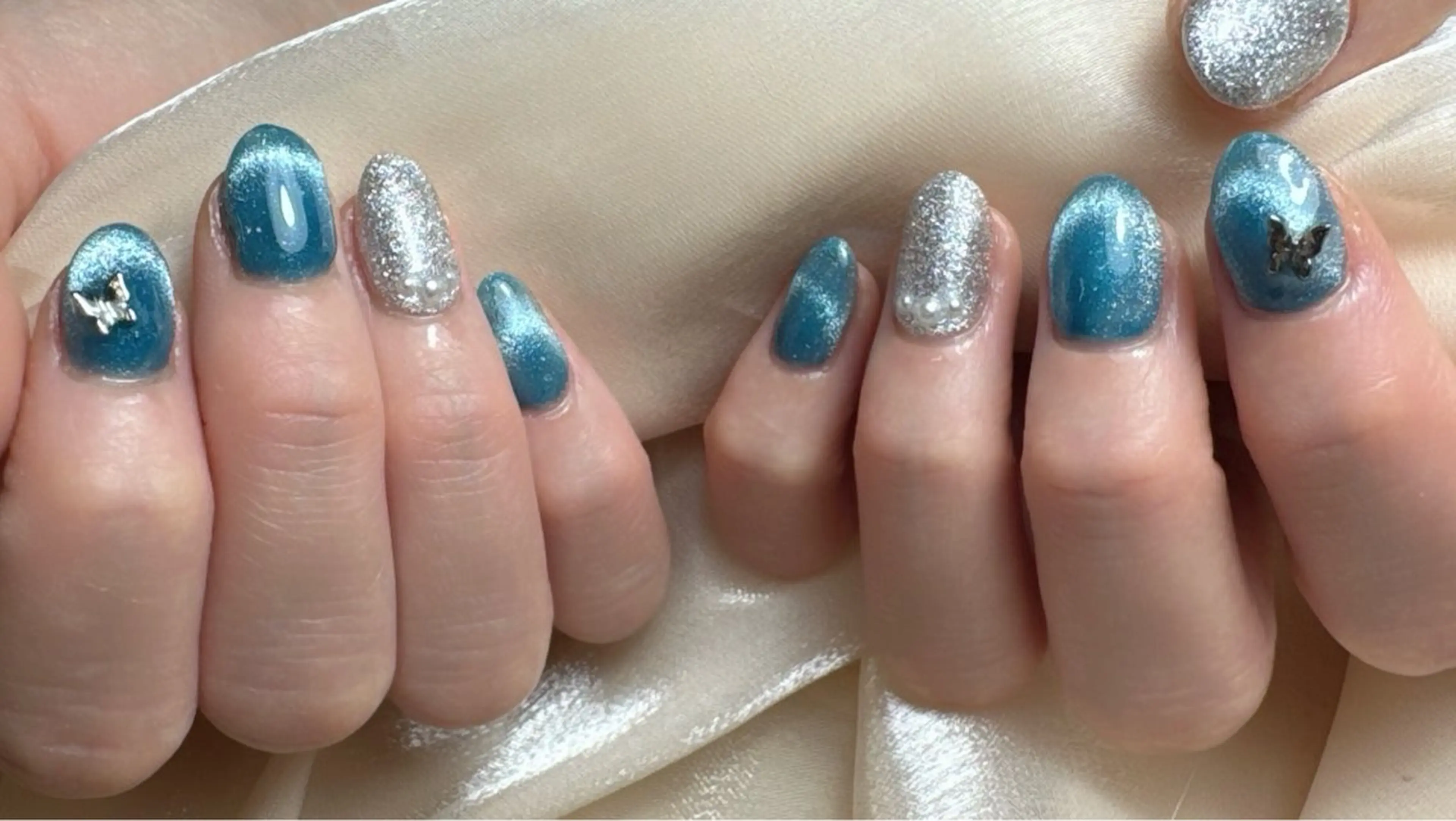 ネイル ハンドネイル LR.ONE リナのネイルデザイン