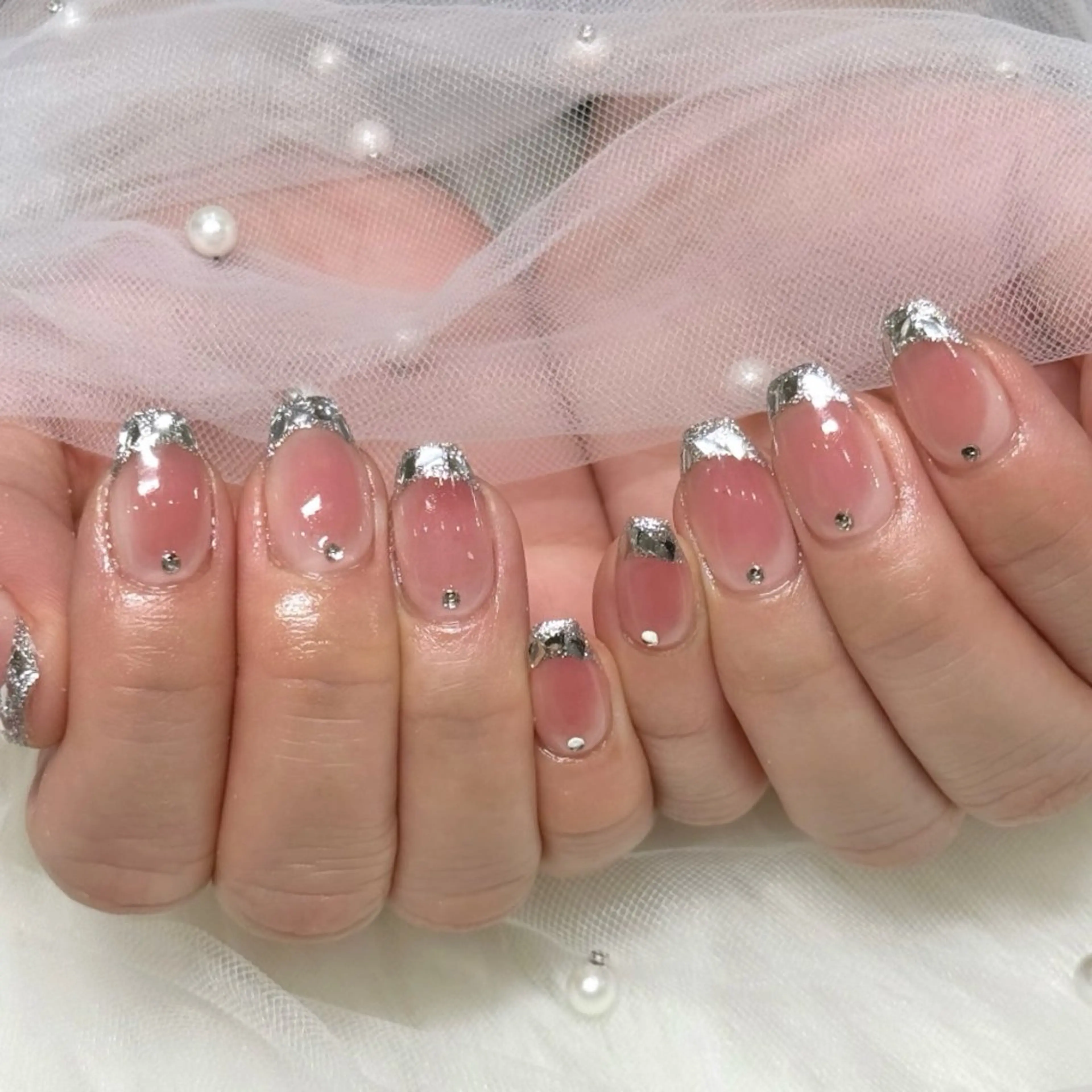 ネイル 𝘉𝘢𝘣𝘦𝘭 𝘜𝘮𝘪のネイルデザイン