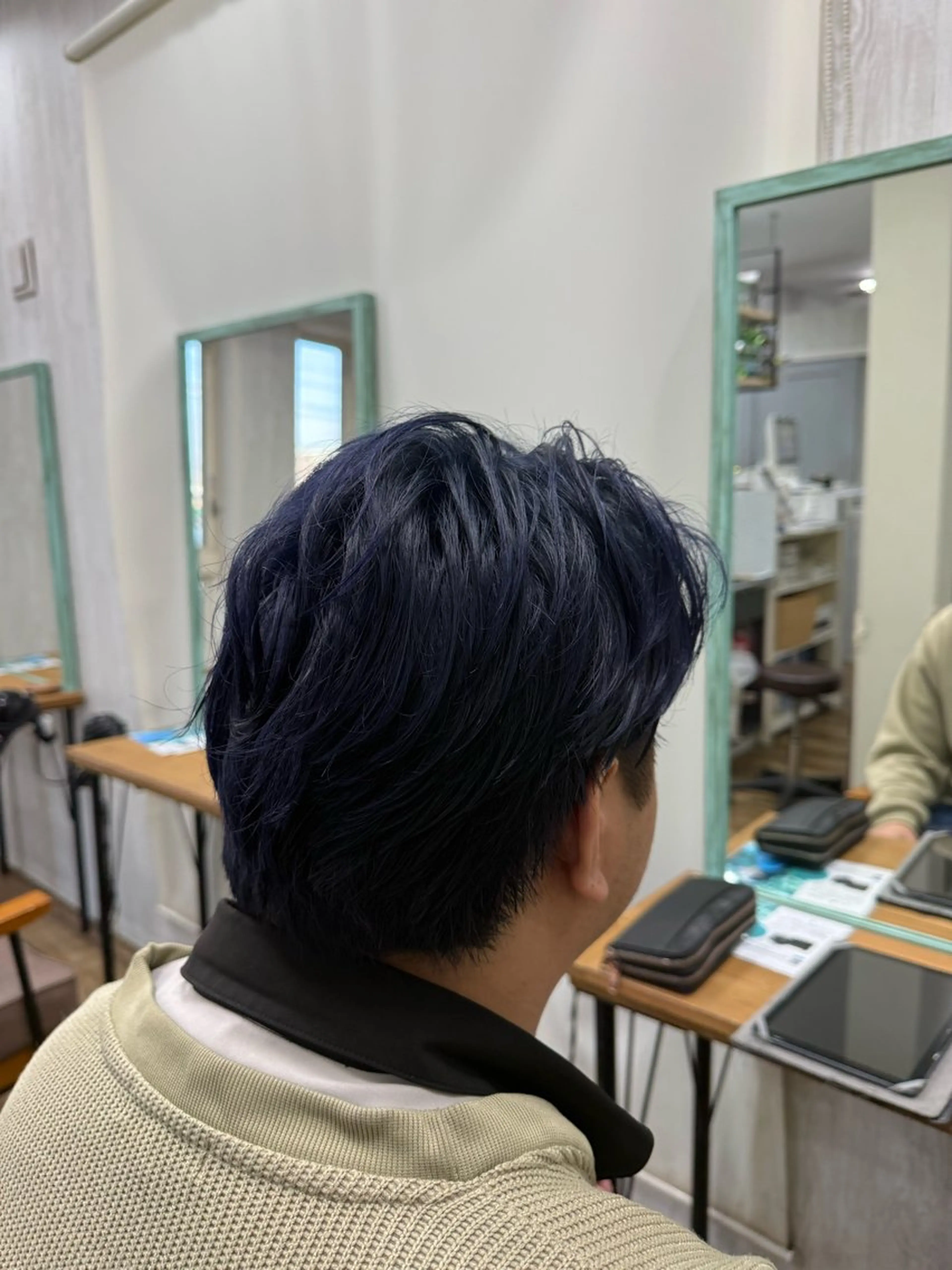 ショート カラー メンズ カット ヘアカラー トリートメント 鈴木 悠人のヘアスタイル