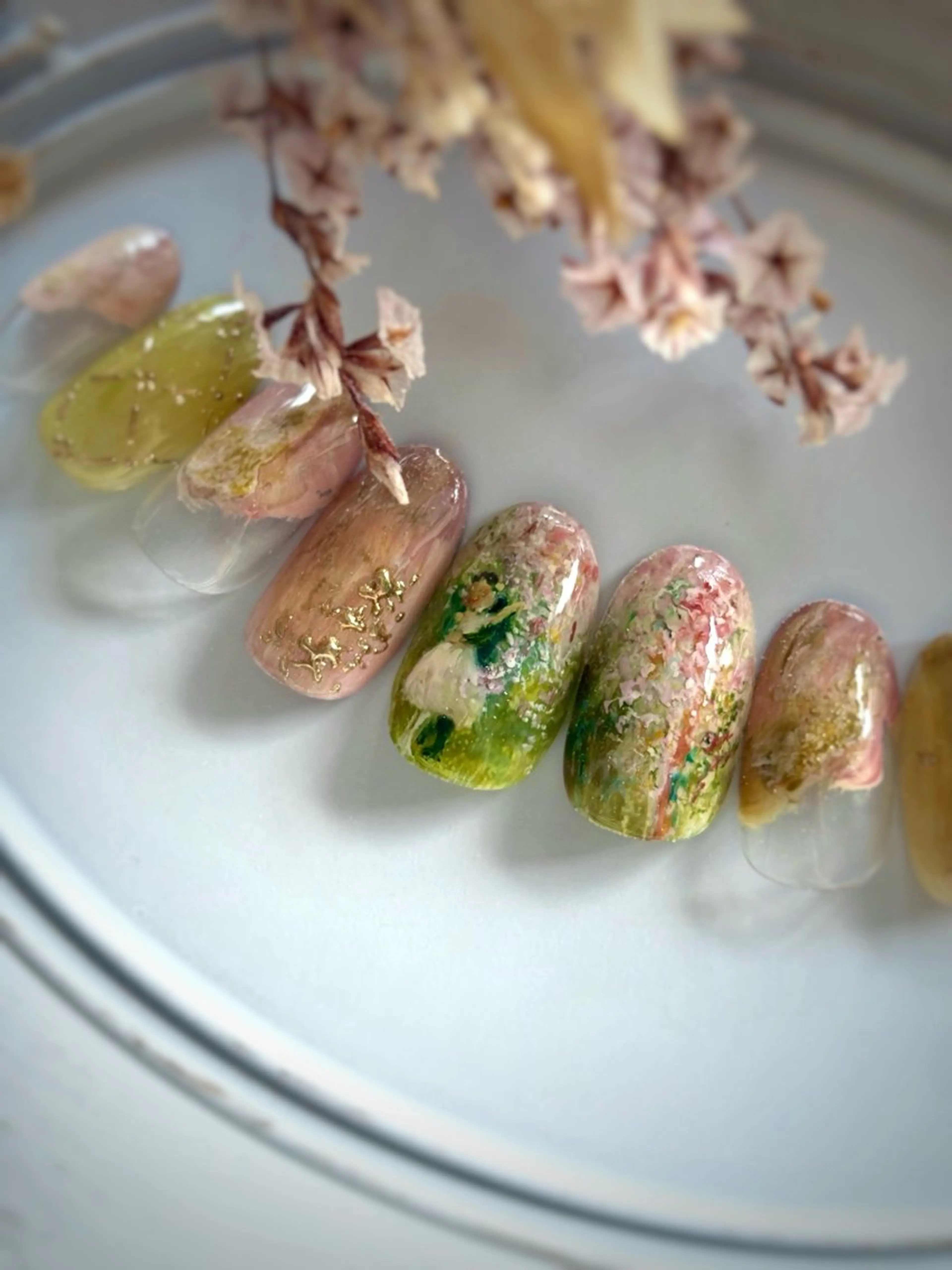 ネイル ハンドネイル FIORITURA Maikoのネイルデザイン