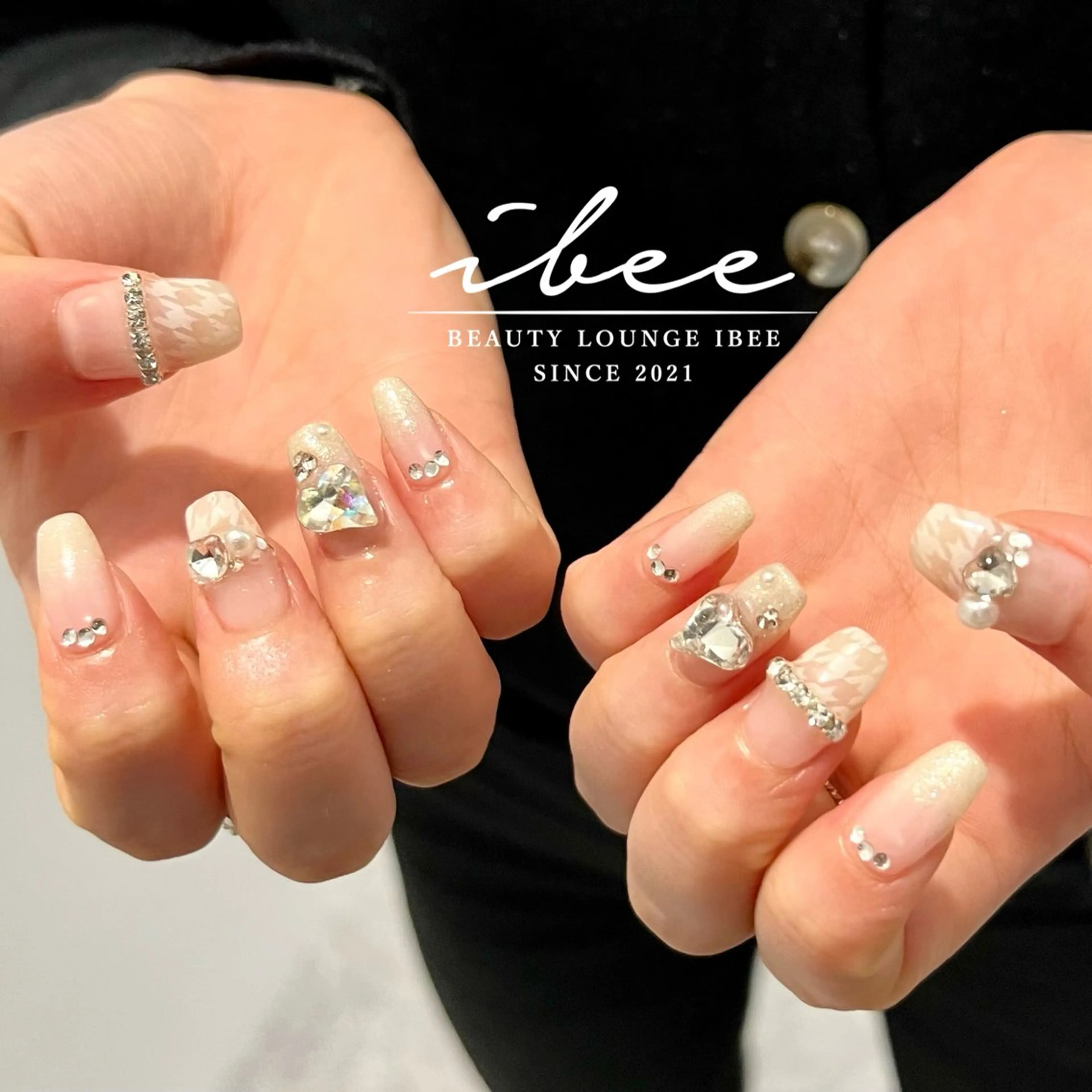 ネイル ハンドネイル ibee nail 🤍yumiのネイルデザイン