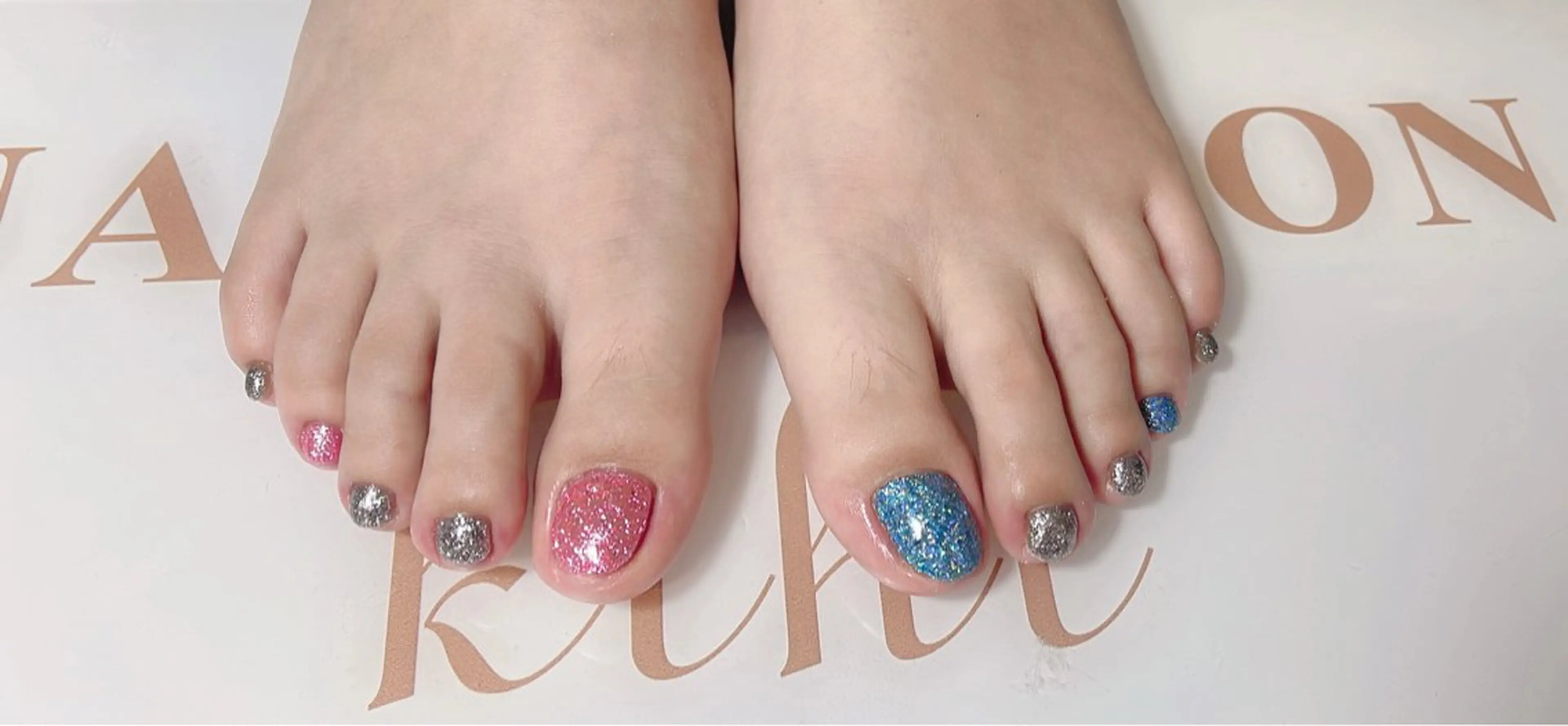 ネイル アートネイル フレンチネイル ジェルネイル グラデーション 韓国ネイル 村中 ハナのネイルデザイン