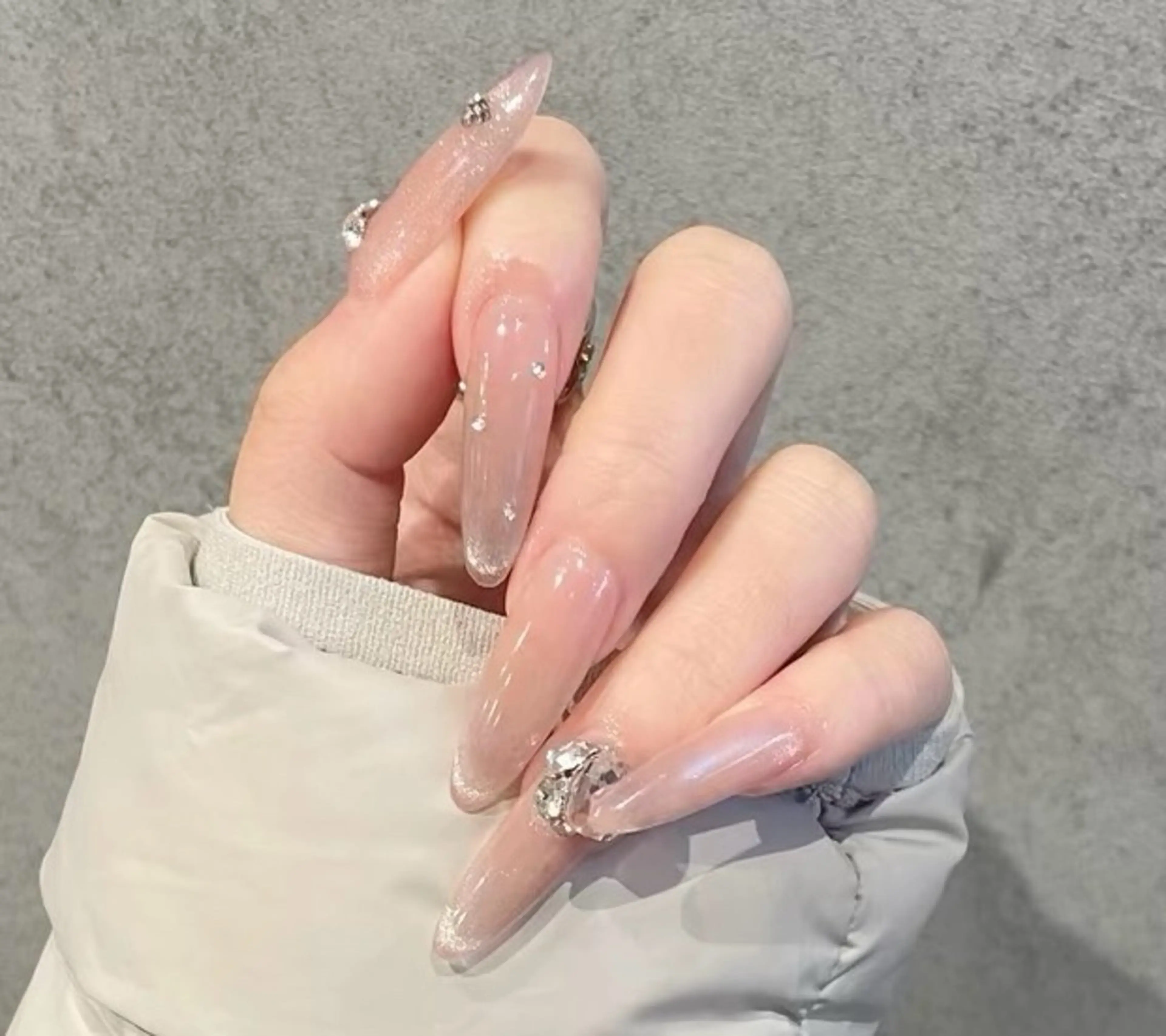 ネイル チークネイル 長さ出し フレンチネイル ガーリー 韓国ネイル sun nail池袋 モデル募集のネイルデザイン