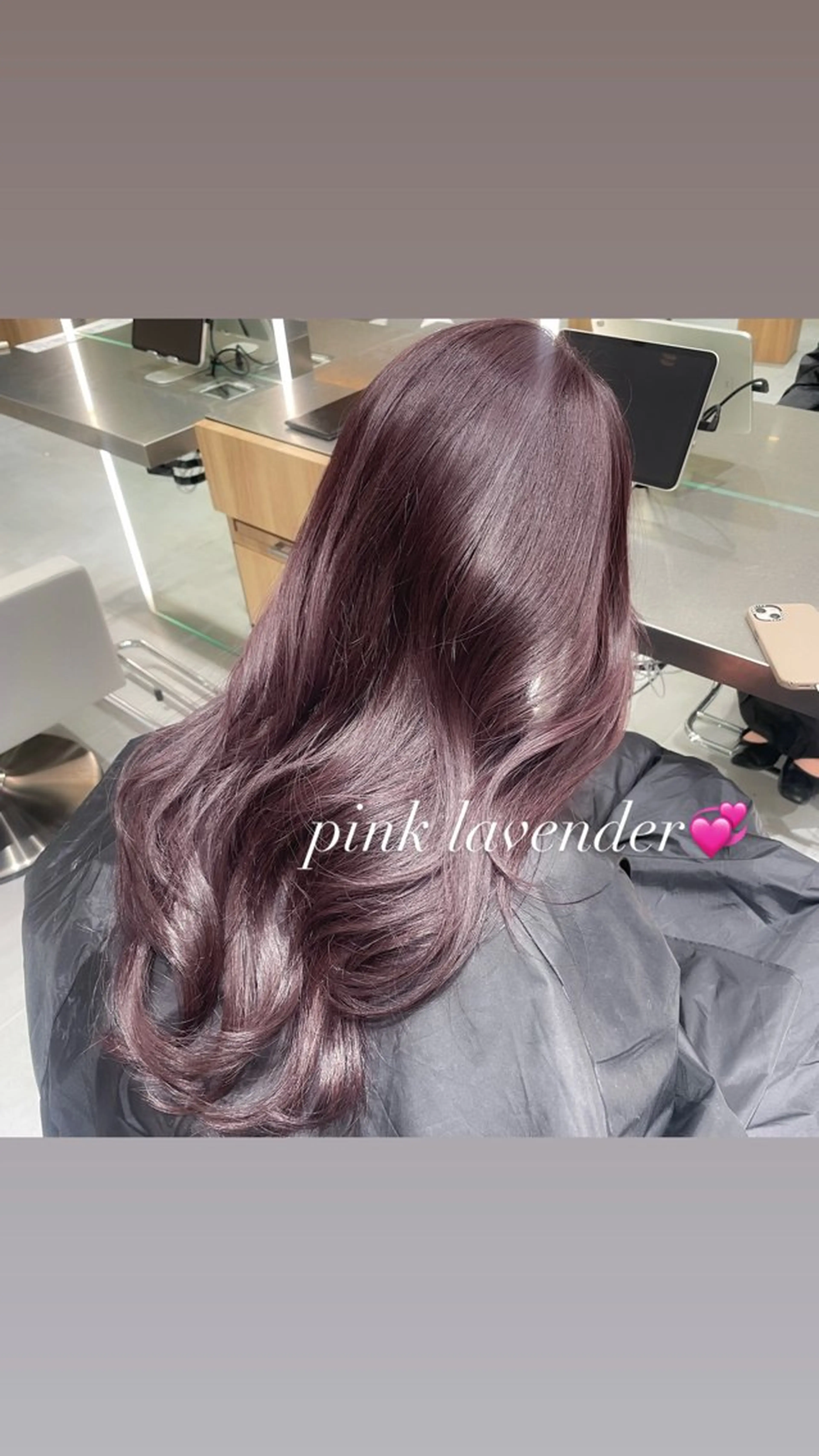 ロング 横岡 亜香里のヘアスタイル