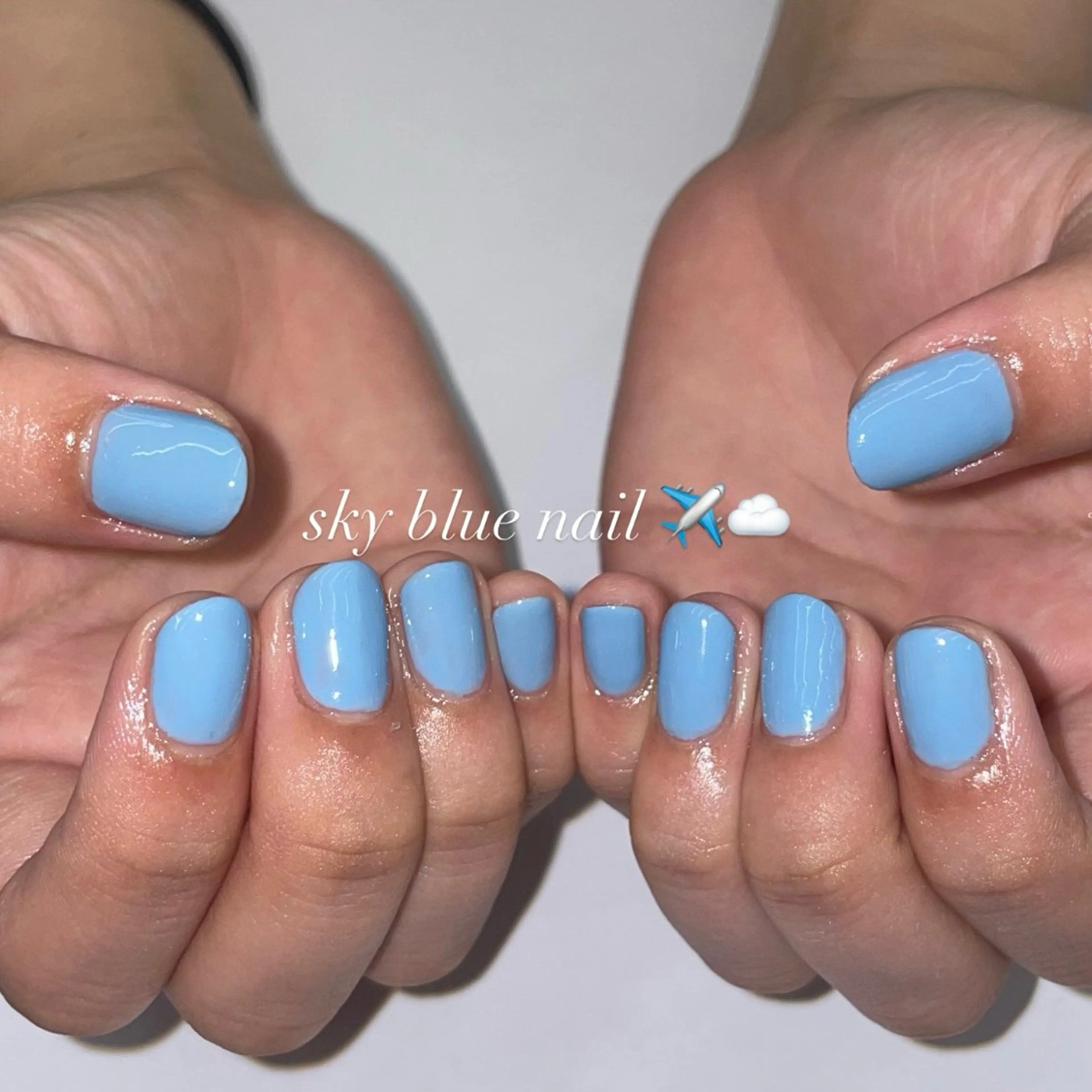 ネイル ハンドネイル ななみ.⋆𝜗𝜚 艶カラー/まつパのヘアスタイル