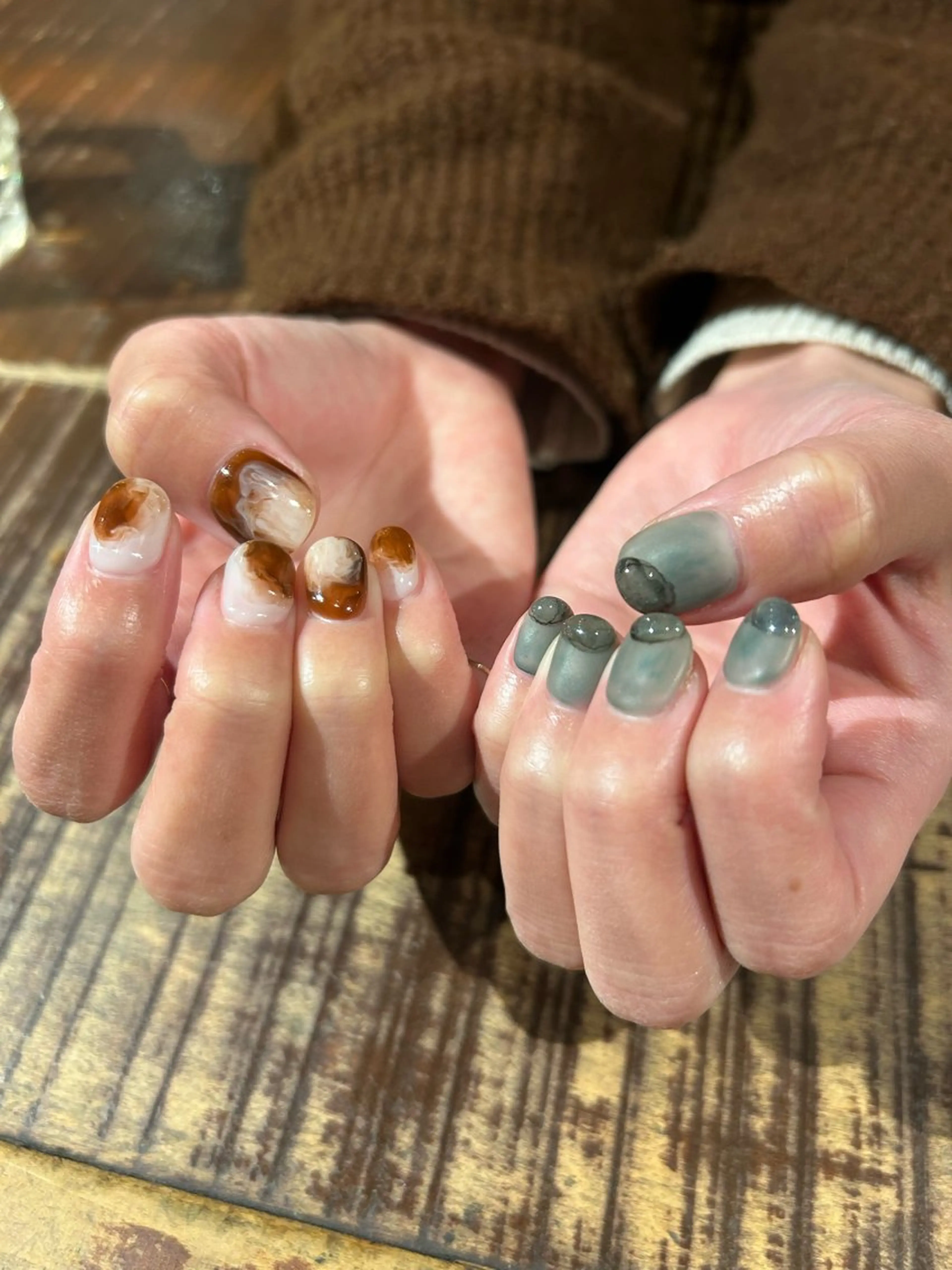 ネイル アートネイル マグネットネイル ニュアンスネイル ハンドネイル アトリエ １０３のネイルデザイン