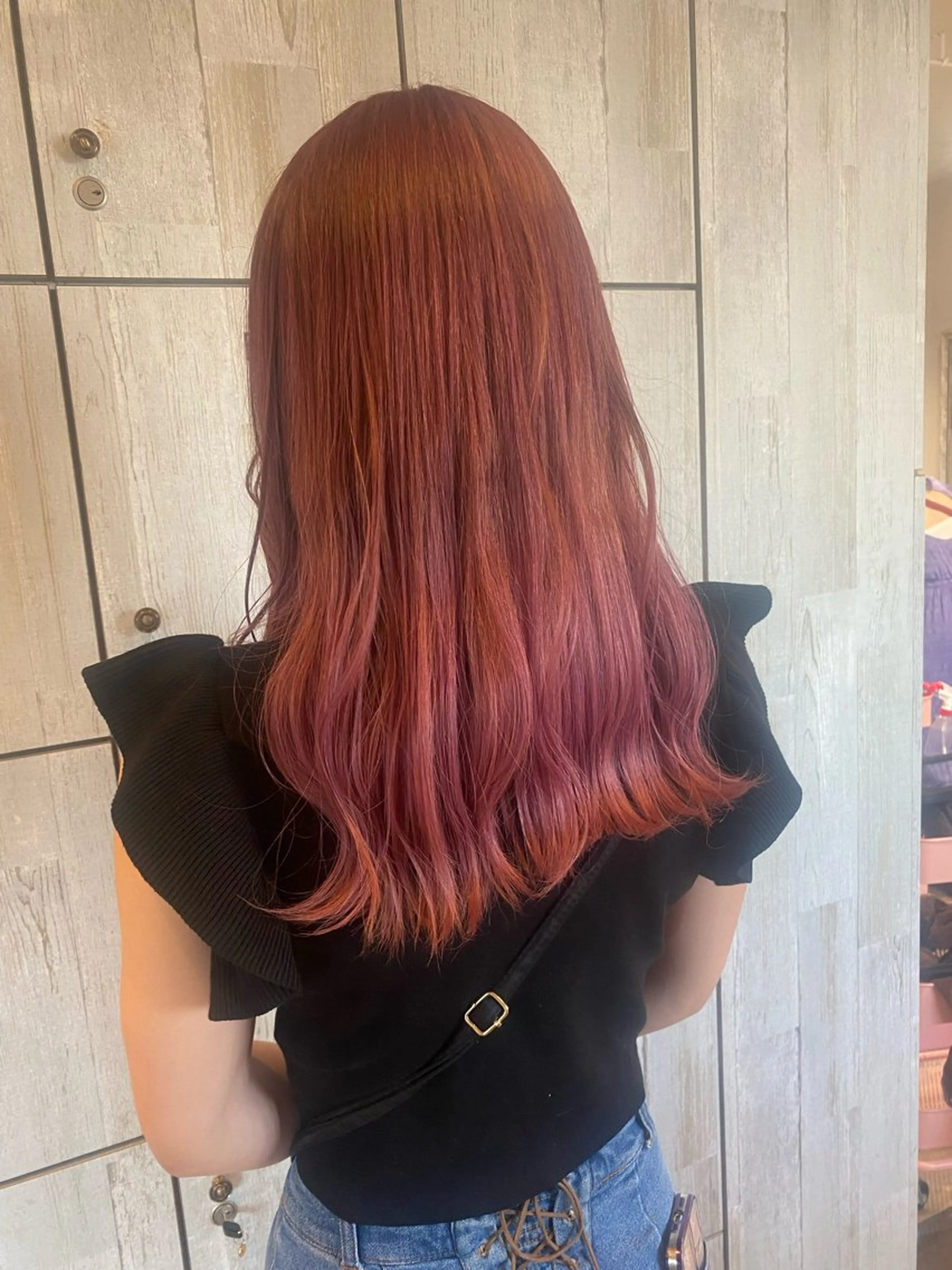 ロング カラー あいさ🤍ムラ無しカ ラー🤍のヘアスタイル