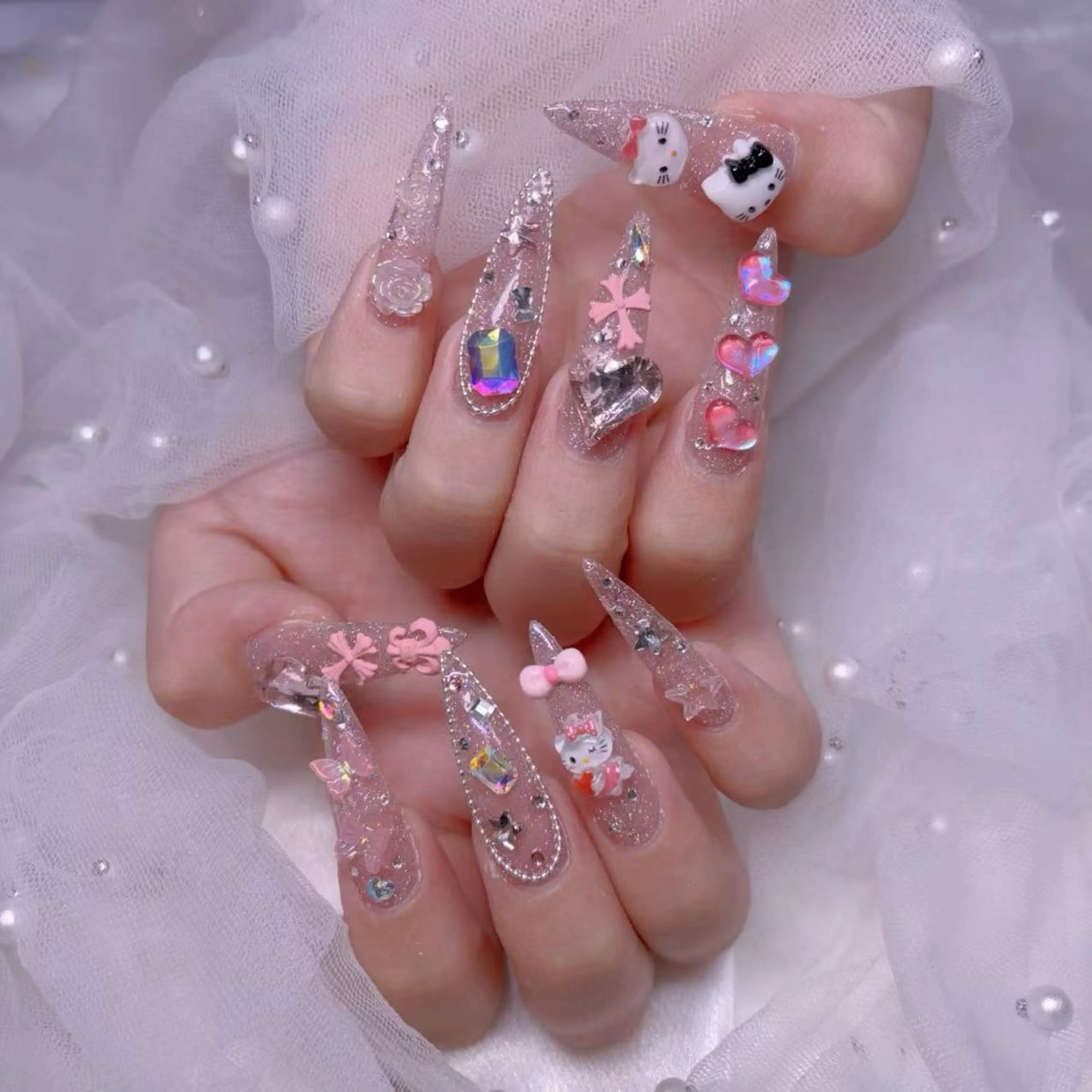 ネイル UMI ネイルサロン新宿🎀のネイルデザイン