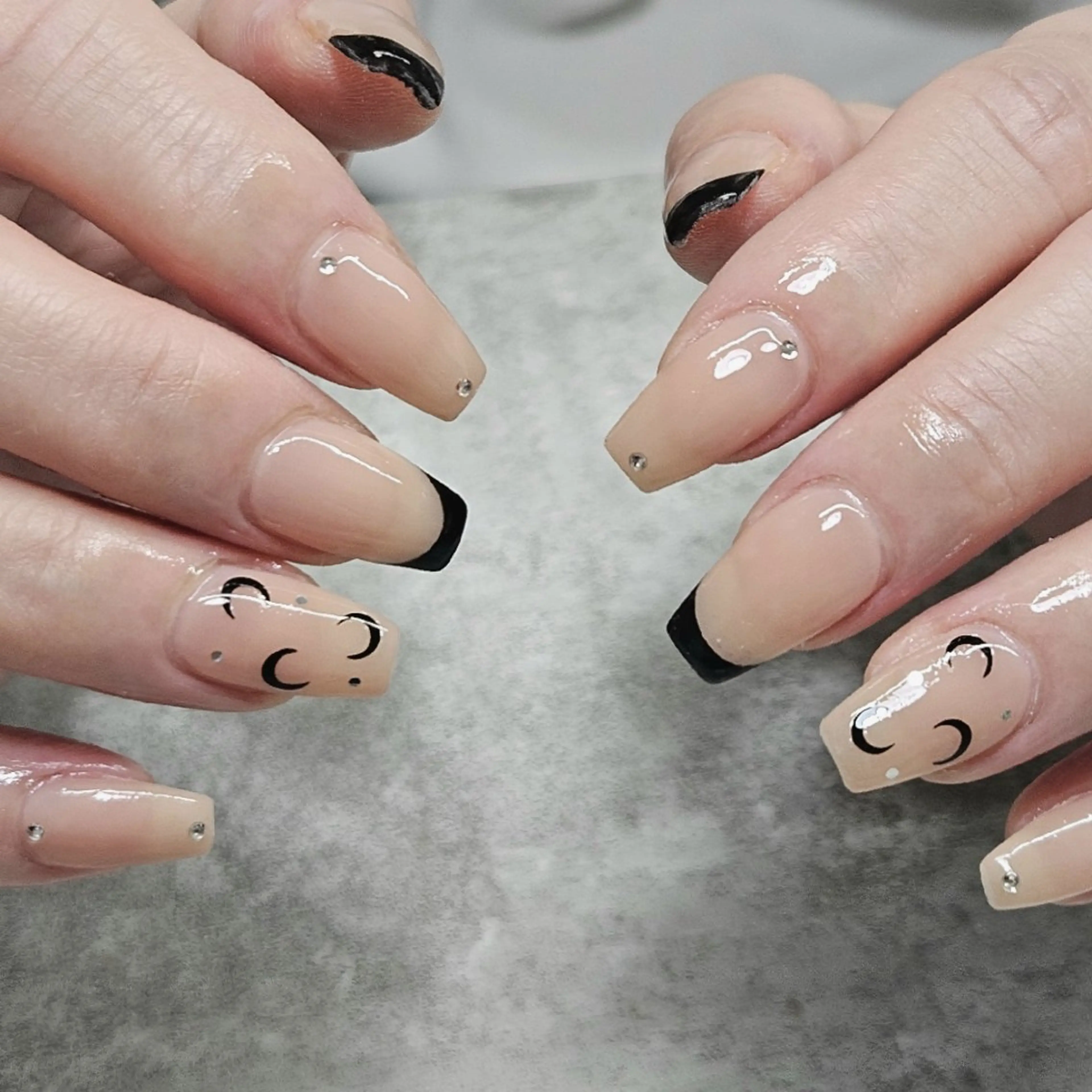 ネイル ハンドネイル Lia Nailのネイルデザイン