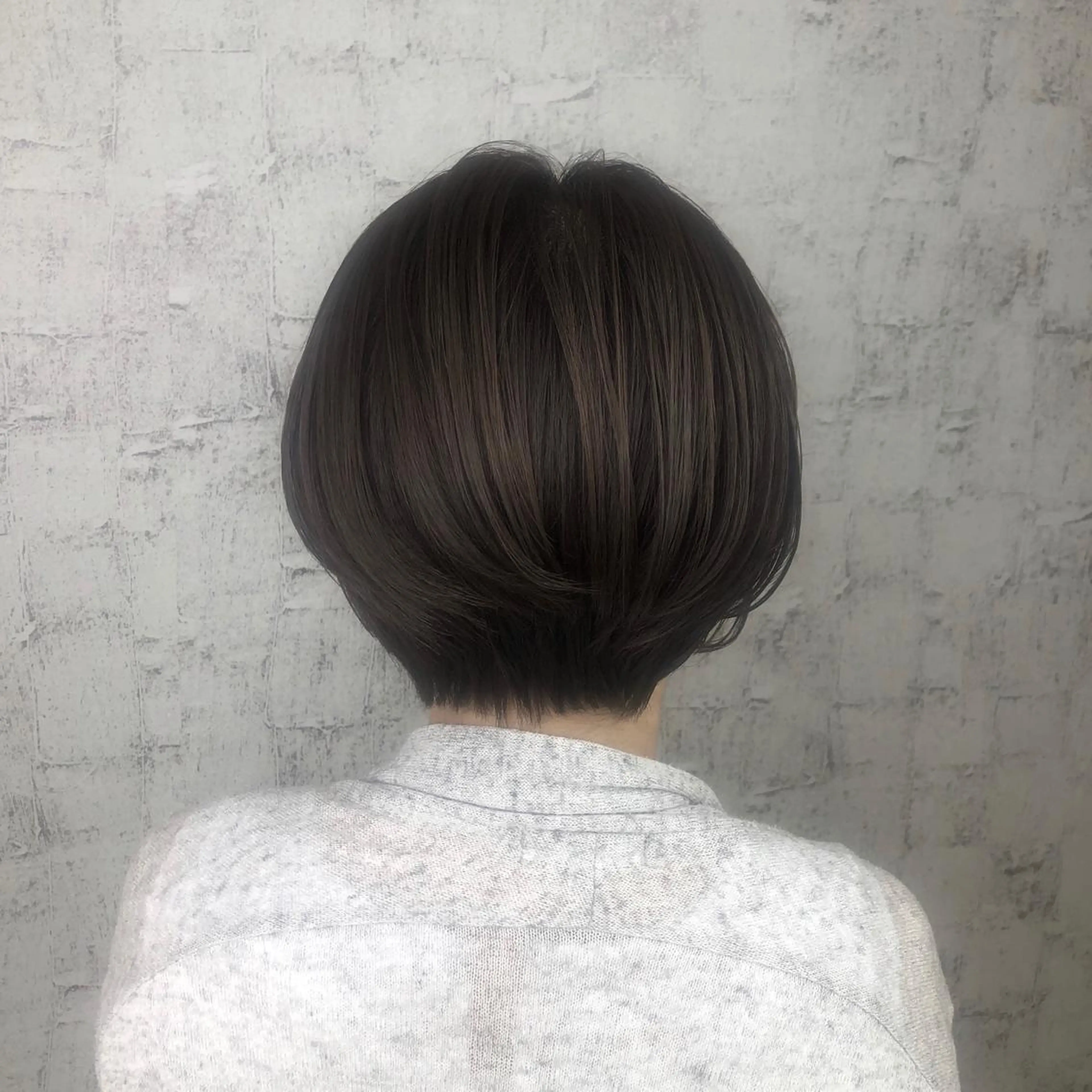 ショート ショートヘア ベージュ/インナー カラー🤍Rieのヘアスタイル