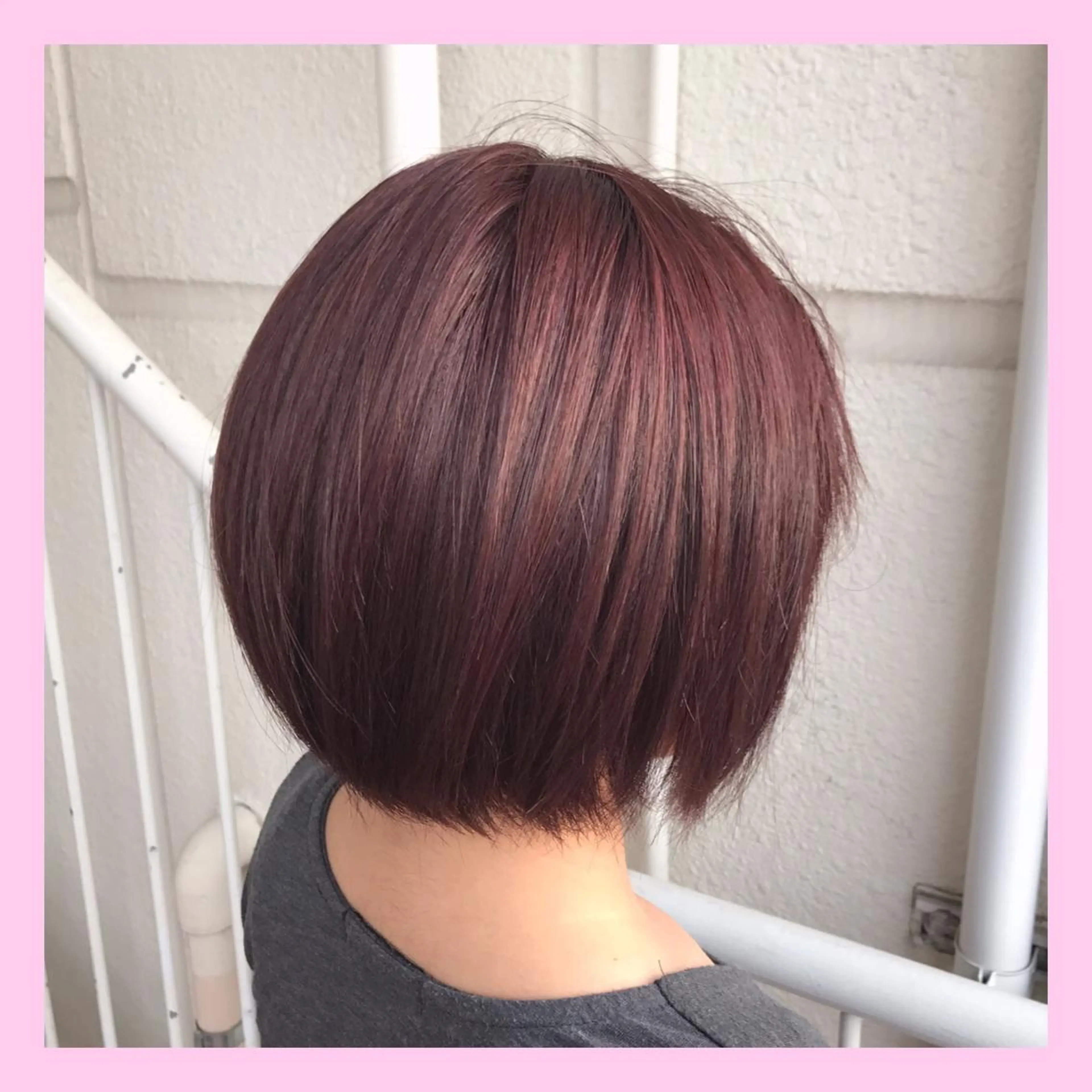 ショート カラー SHIN/レイヤー カット×クロスパーマのヘアスタイル