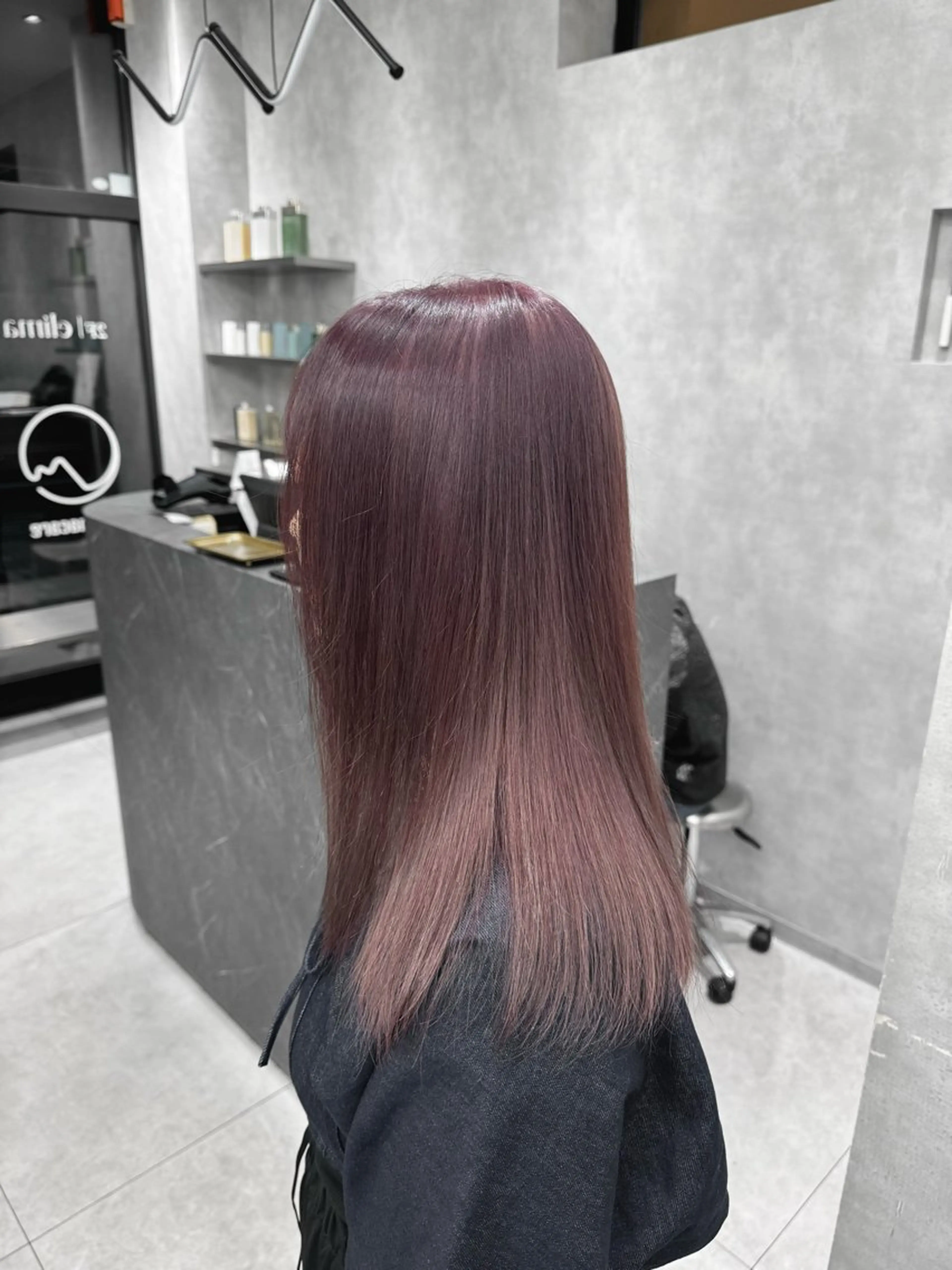 カラー 𝐥𝐚𝐲𝐞𝐫 韓⛓️ ブリーチのヘアスタイル