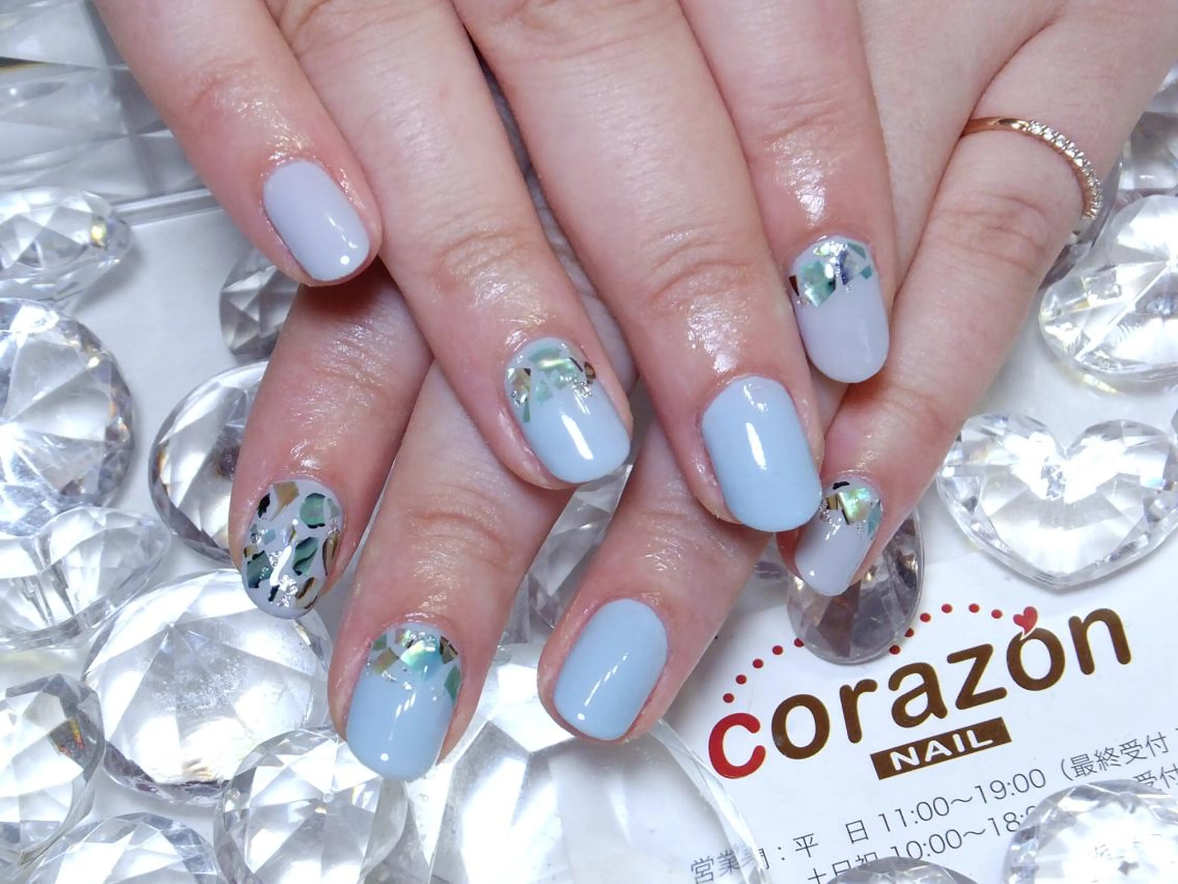 ネイル ストーンネイル corazon所属・ネイリスト aicoのネイルデザイン