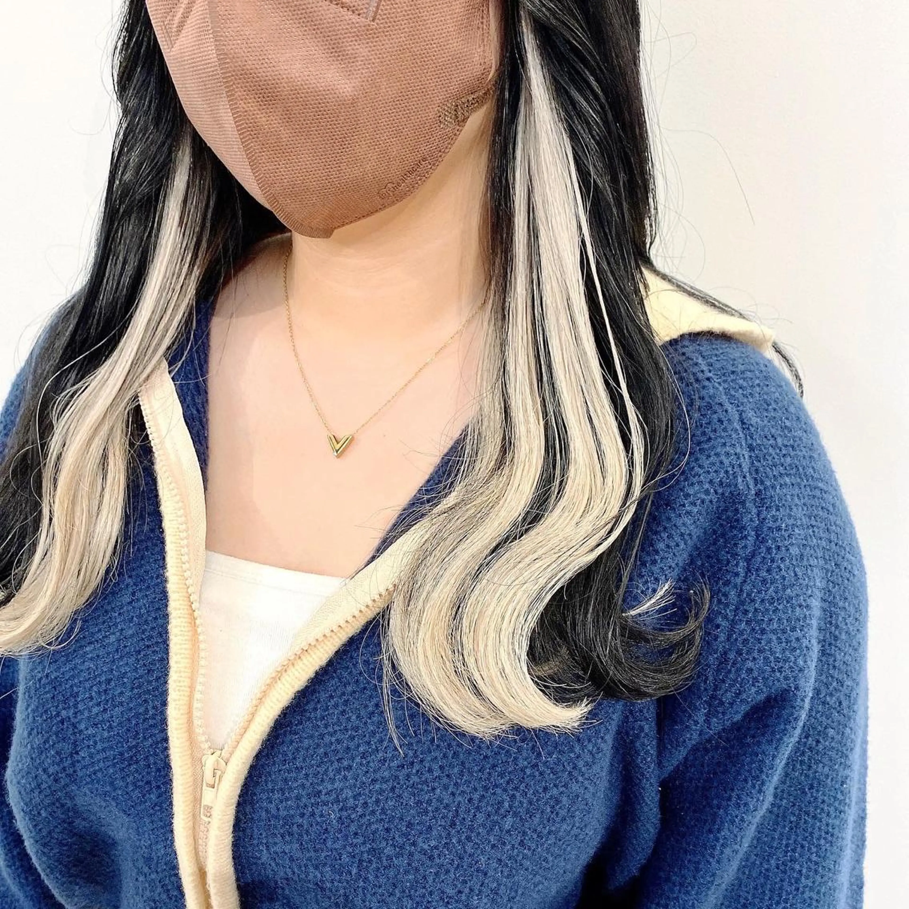 カラー 黒髪 ブルーカラー ブルーブラック 🫧カラー＆エクステ 専門🤍松下🫧のヘアスタイル