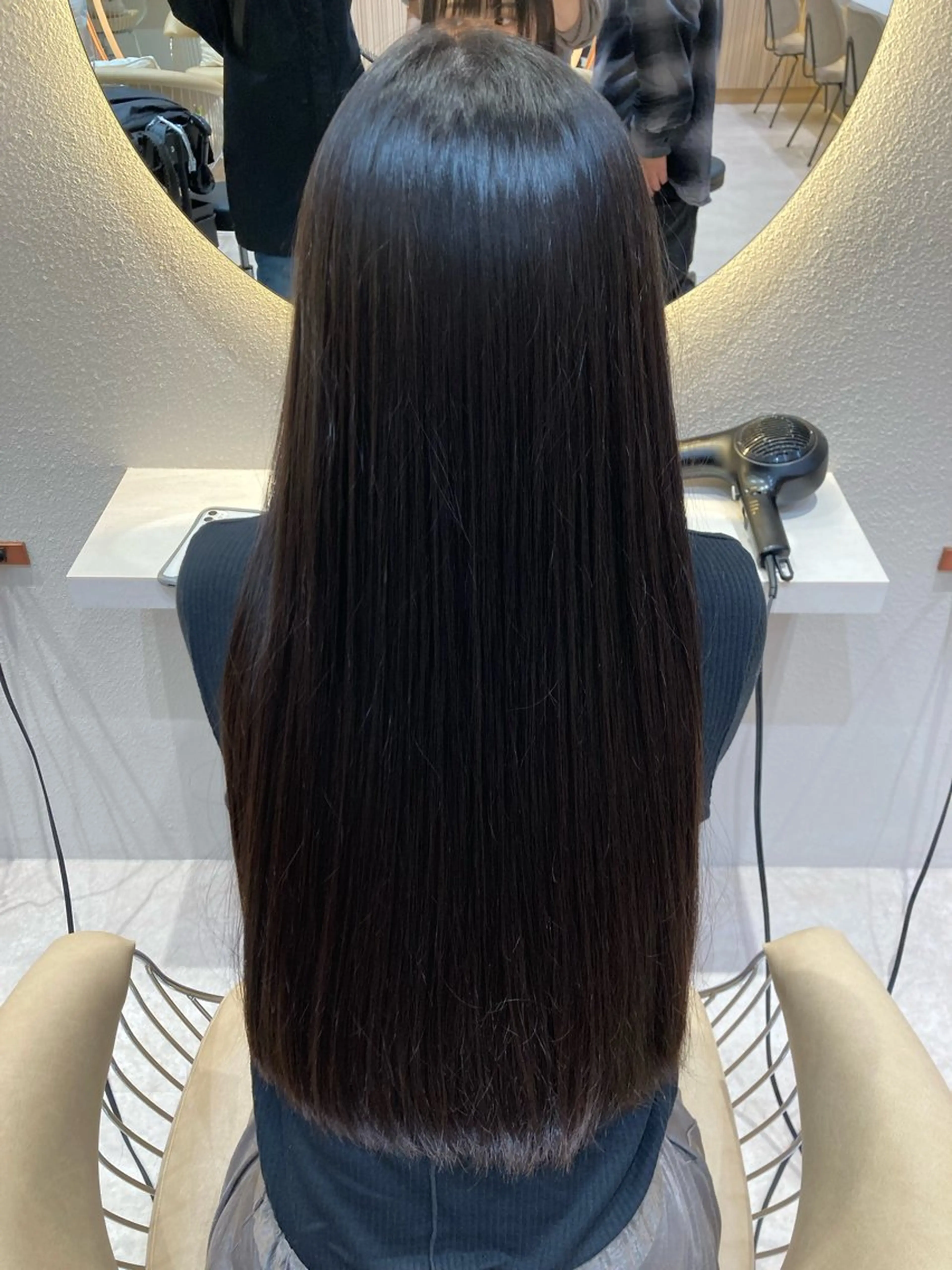 ロング ❤️ブリーチなし💚 ダブルカラー平野実花のヘアスタイル