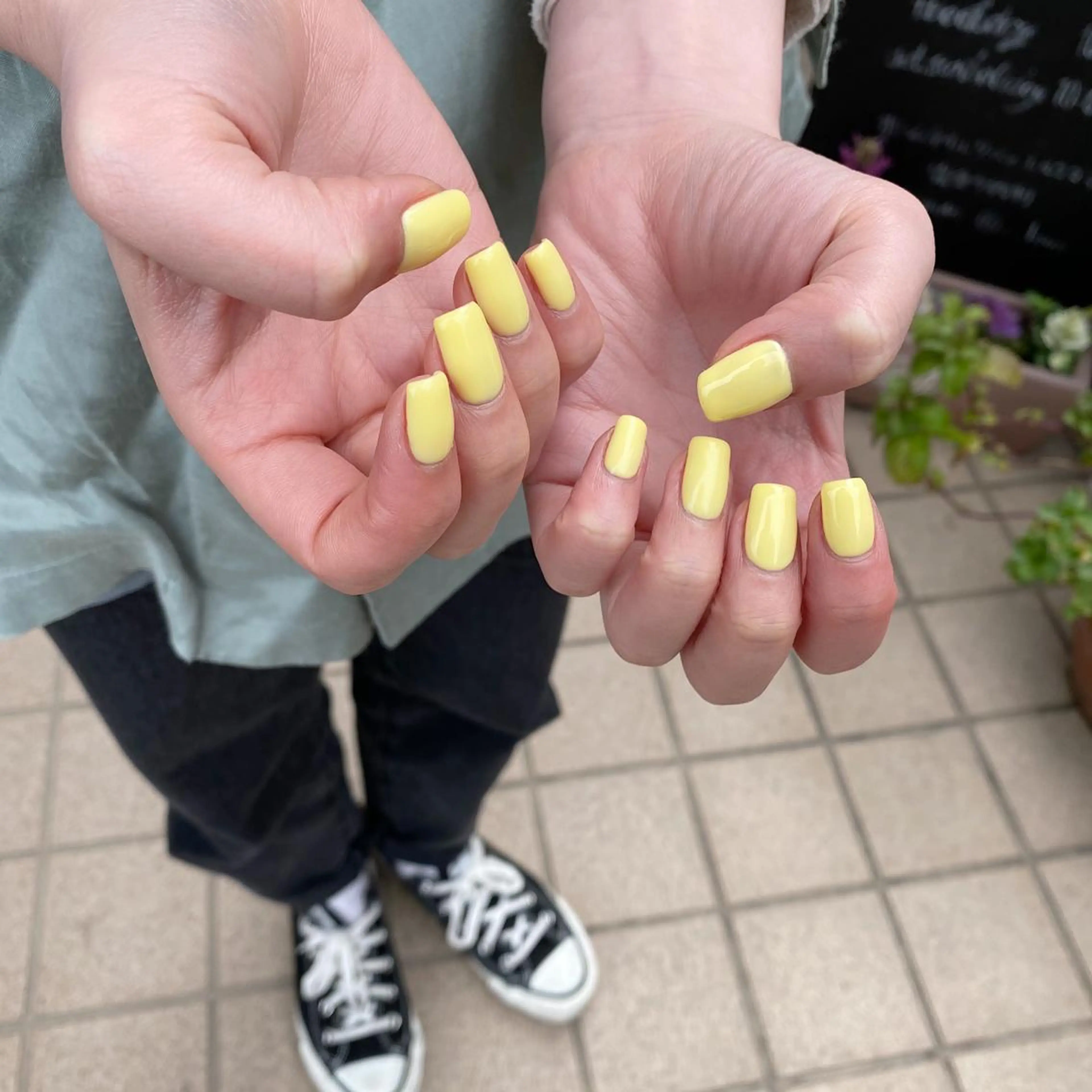 ネイル パステルネイル 黄色 lcoco nailのネイルデザイン