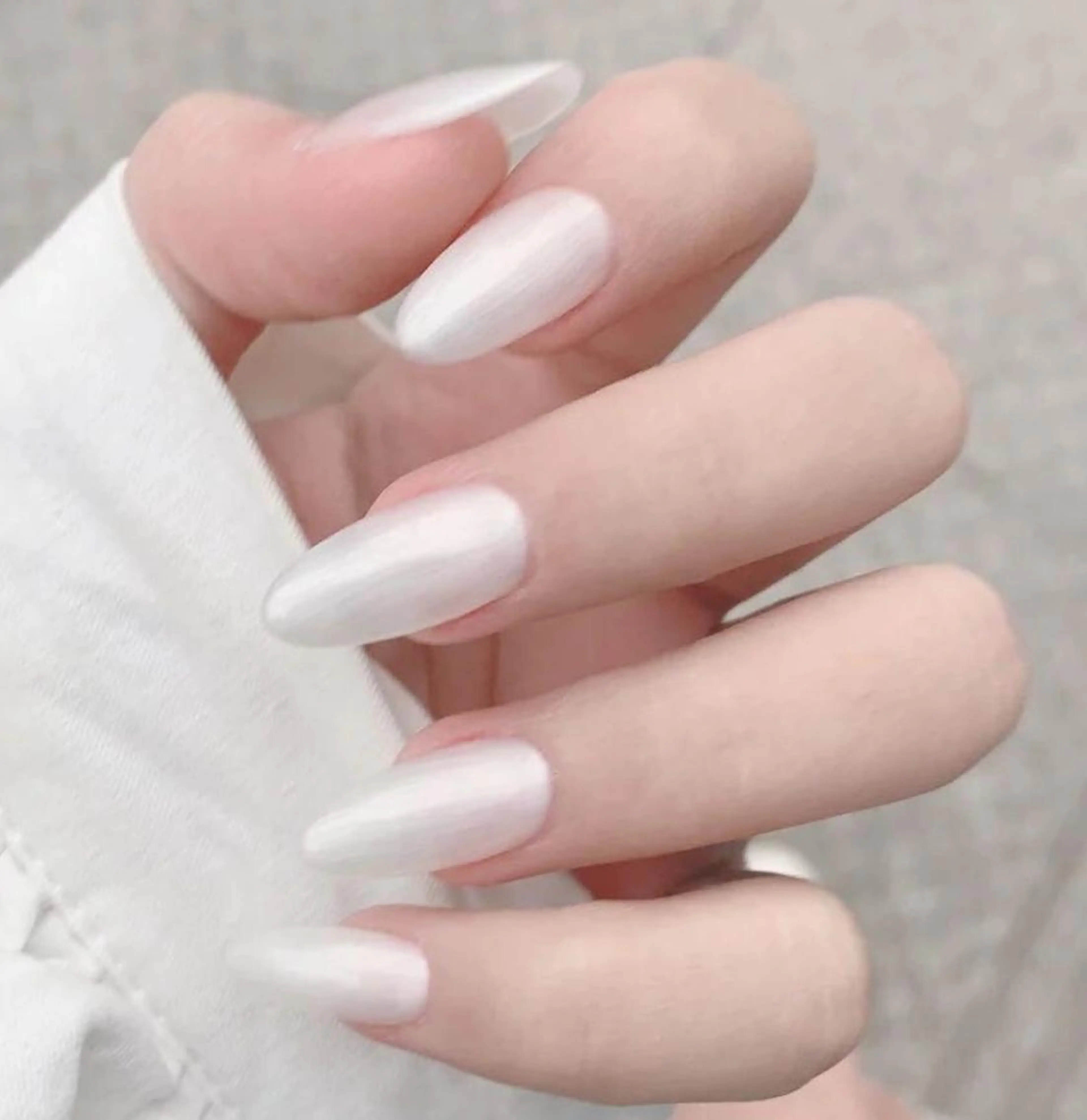 ネイル AB マツエクネイルサロンのネイルデザイン