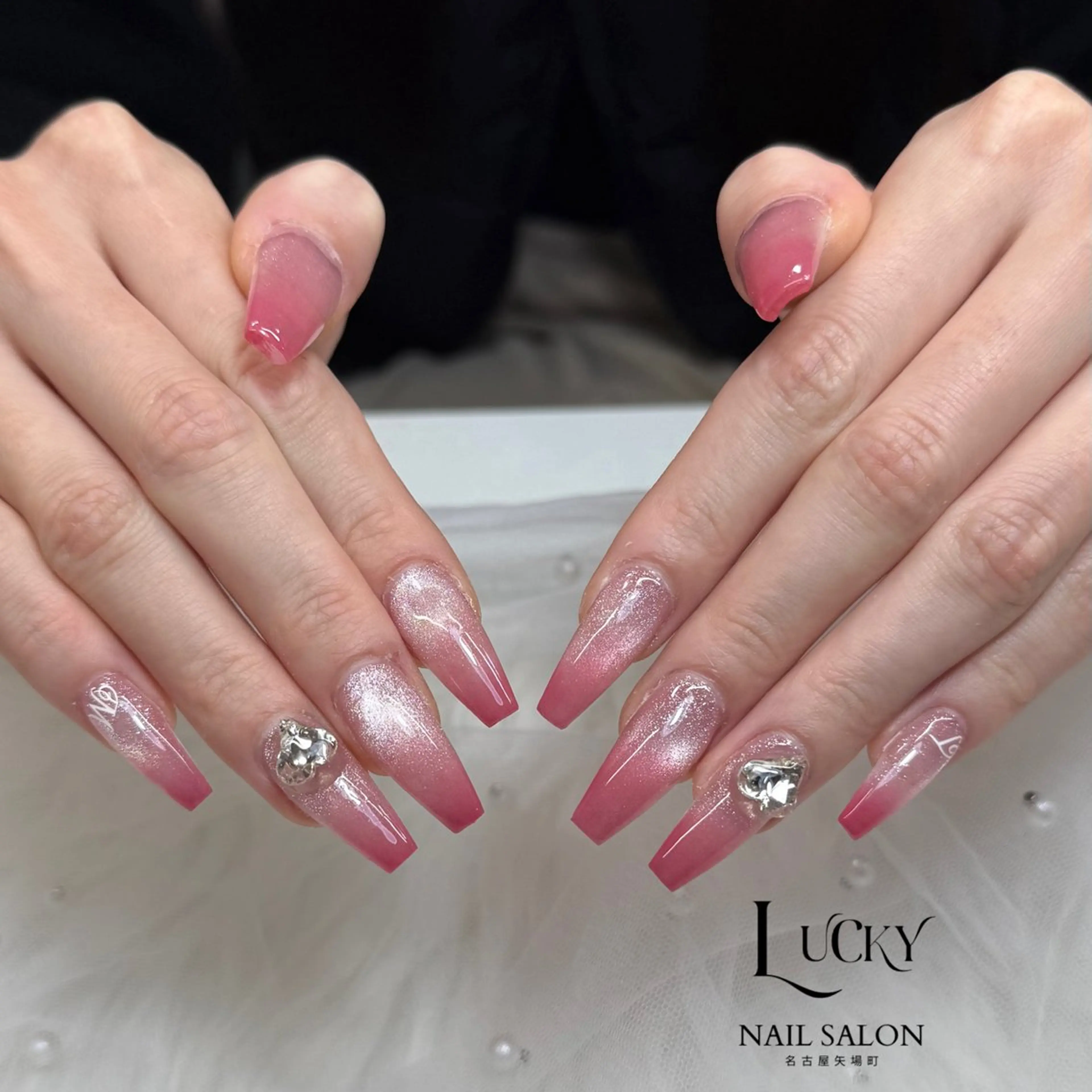 ネイル アートネイル ジェルネイル ロングネイル 持ち込み シンプルネイル ハンドネイル Lucky Nail Salon所属・Lucky Nail Salonのネイルデザイン