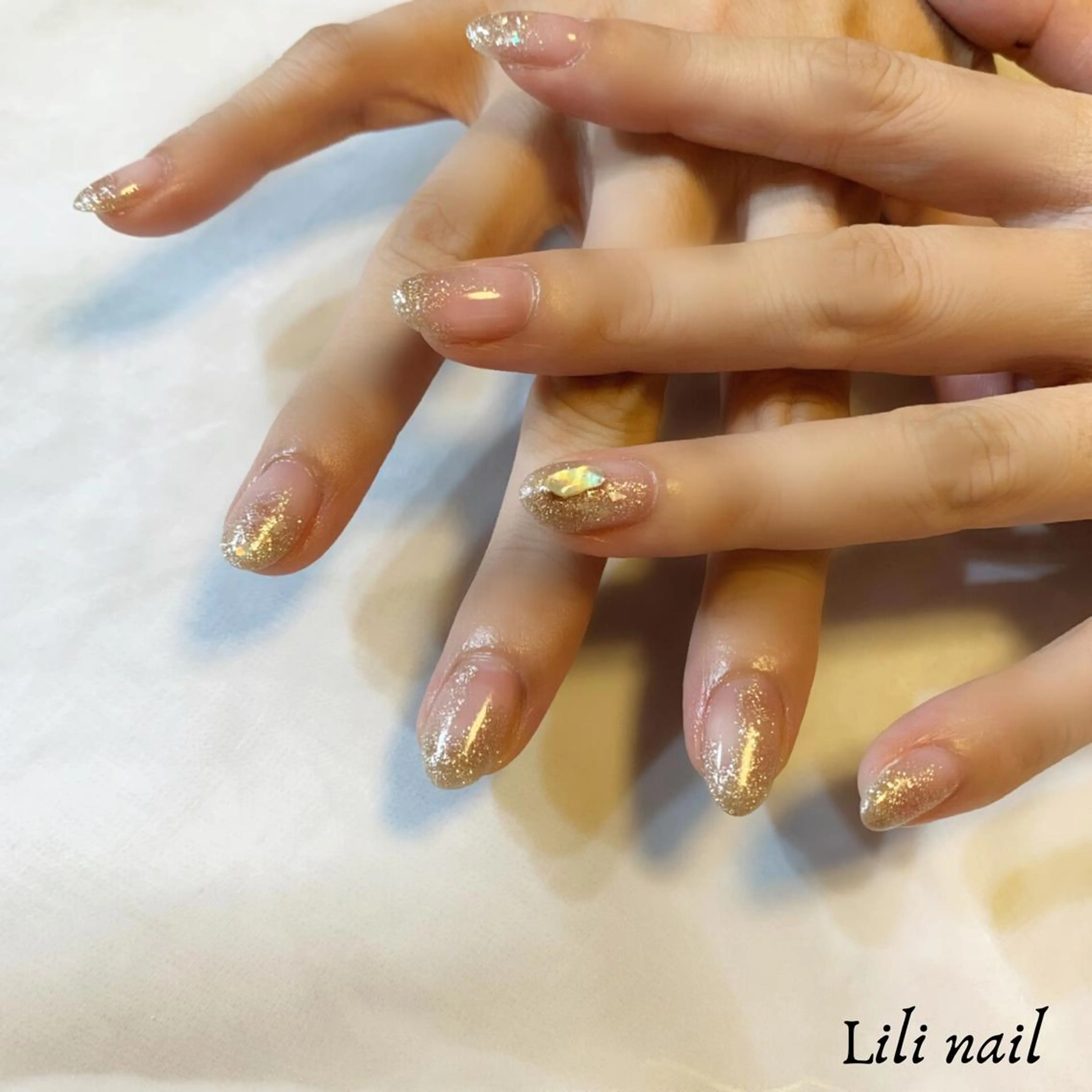 ネイル ラメ(グリッター) Lili beauty salon所属・Lilibeauty salonのネイルデザイン