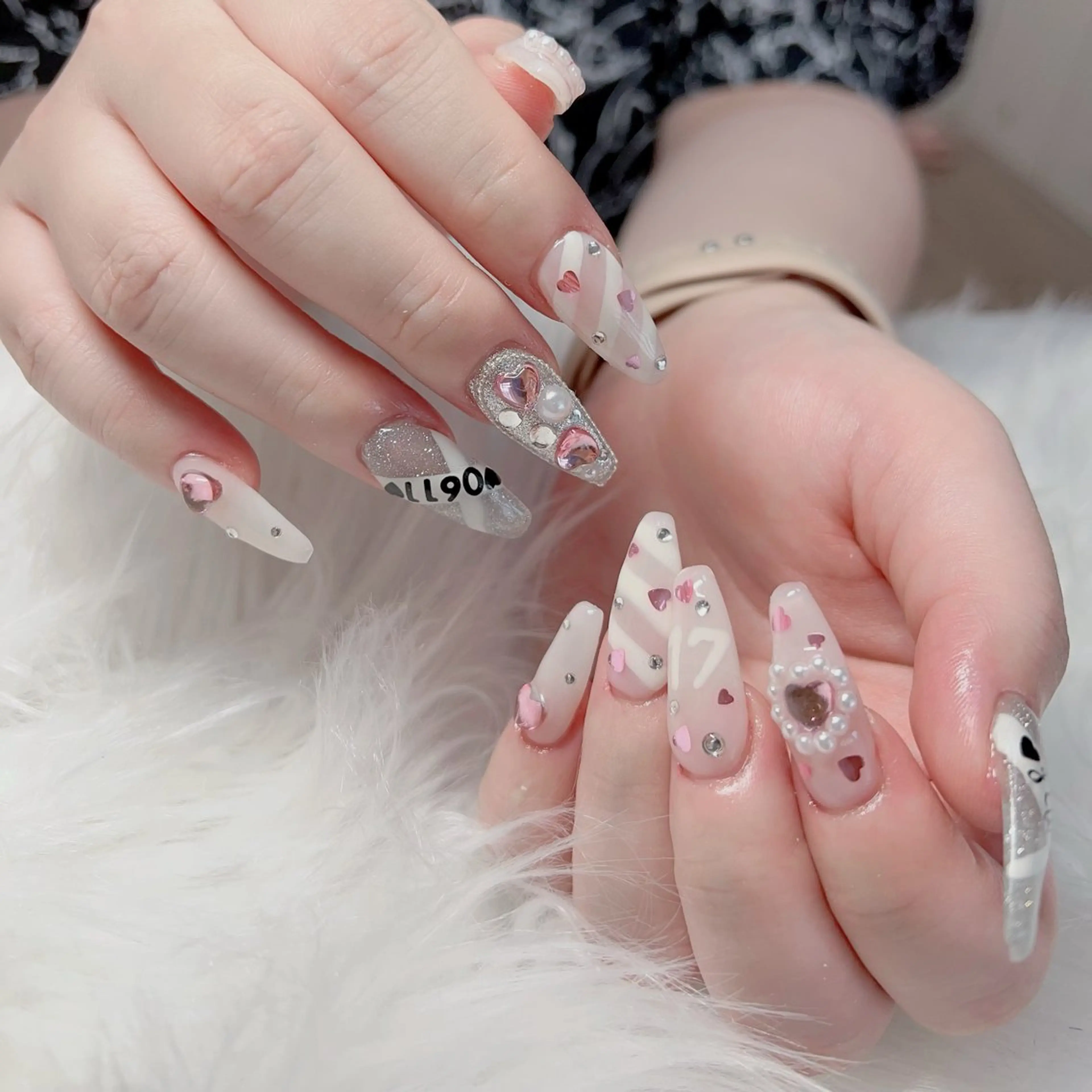 ネイル ハンドネイル ハンドケア 💜MIYA nail川崎店のネイルデザイン