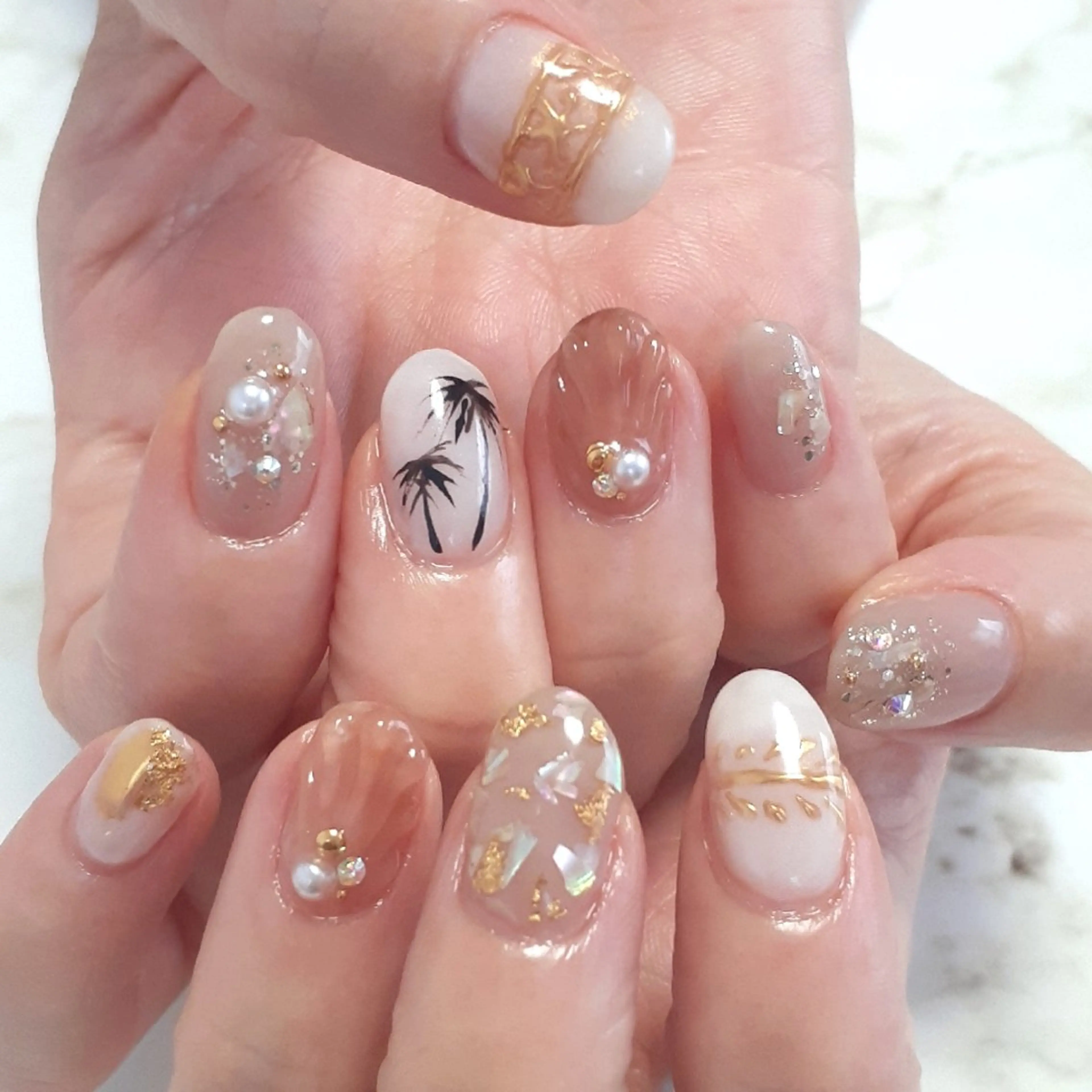 ネイル ハンドネイル 池元 真由美のネイルデザイン