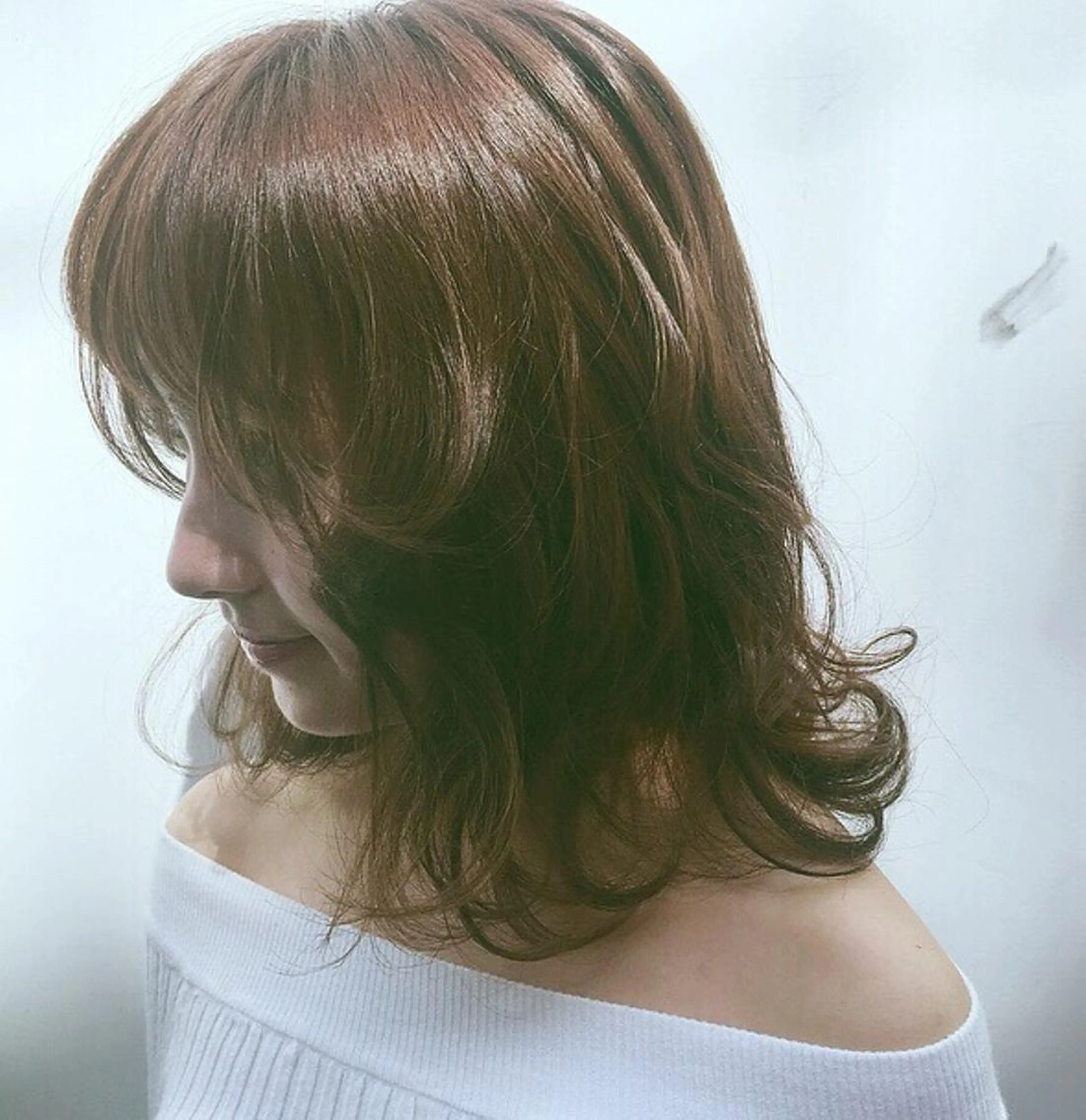 セミロング カラー パーマ ヘアアレンジ セミロングパーマ ブリーチ デザインカット トリートメント 心斎橋 女性 スタイリスト  大阪のヘアスタイル