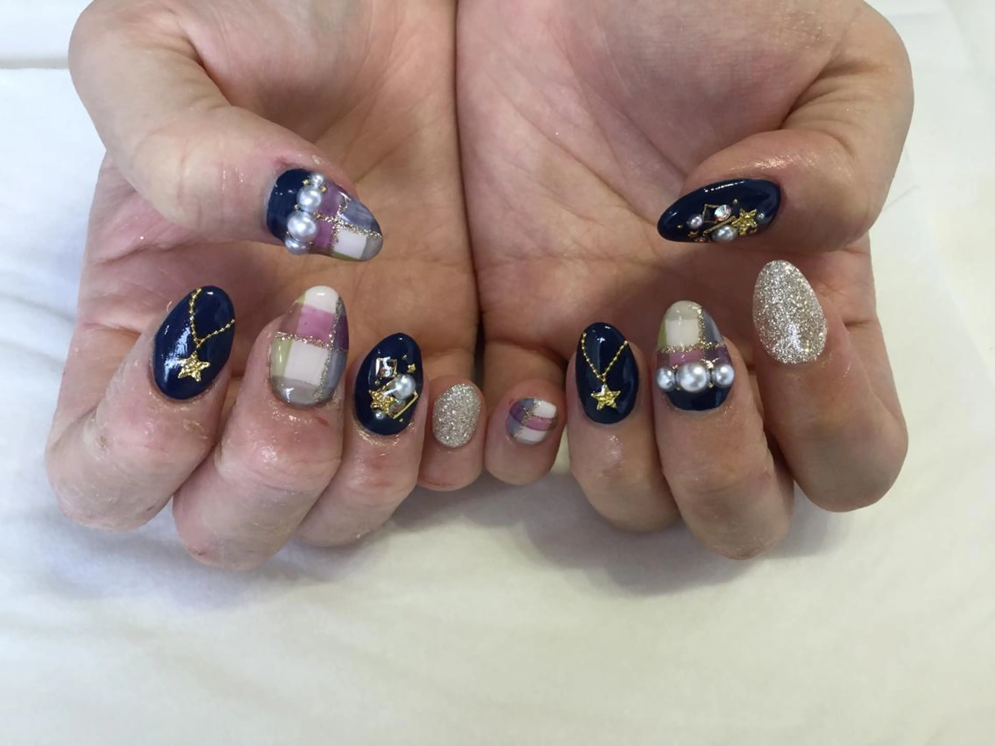 ネイル 💎🐰 saki. m 🐰💎のネイルデザイン