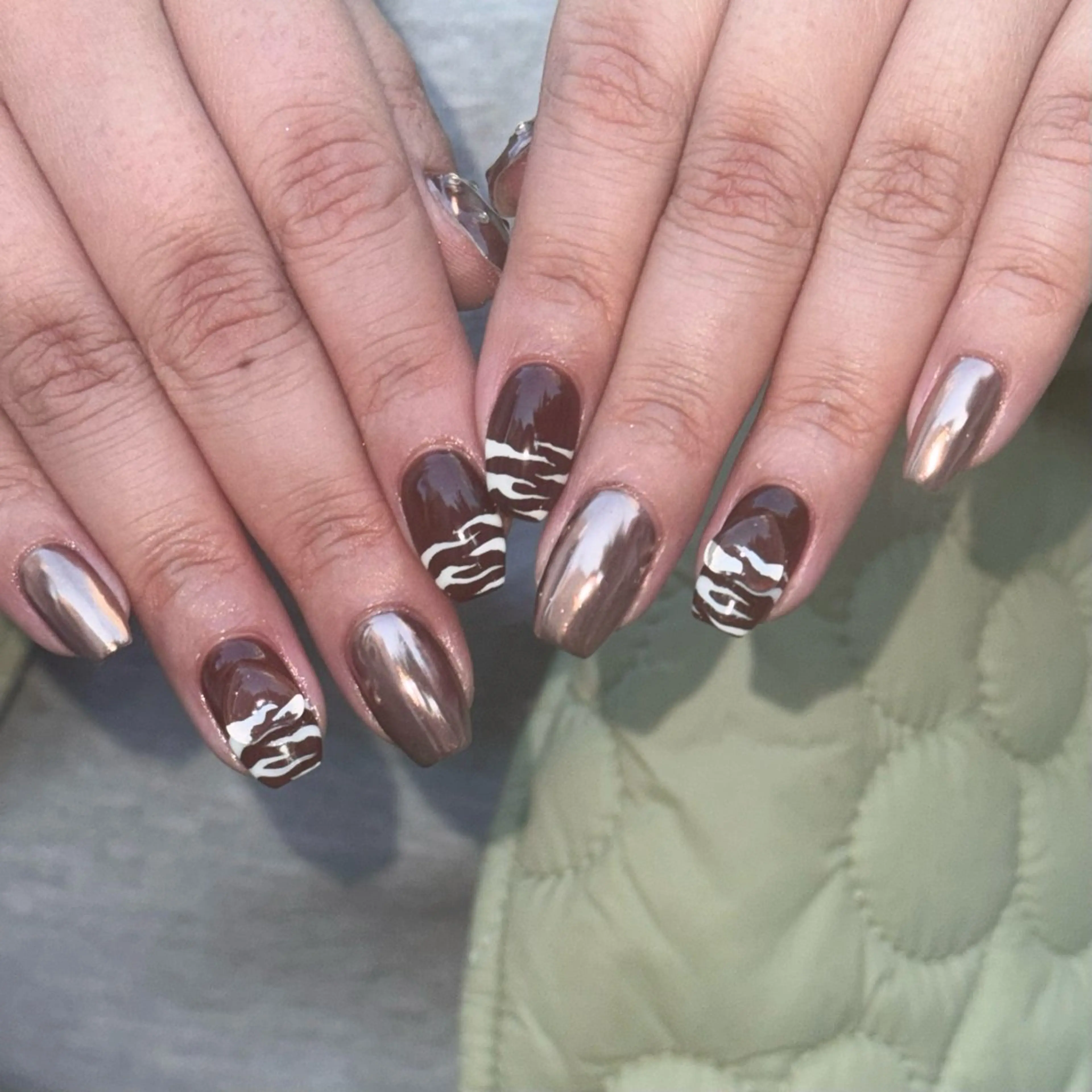 ネイル ハンドネイル Pins16所属・🫧HI-KO 🫧のネイルデザイン