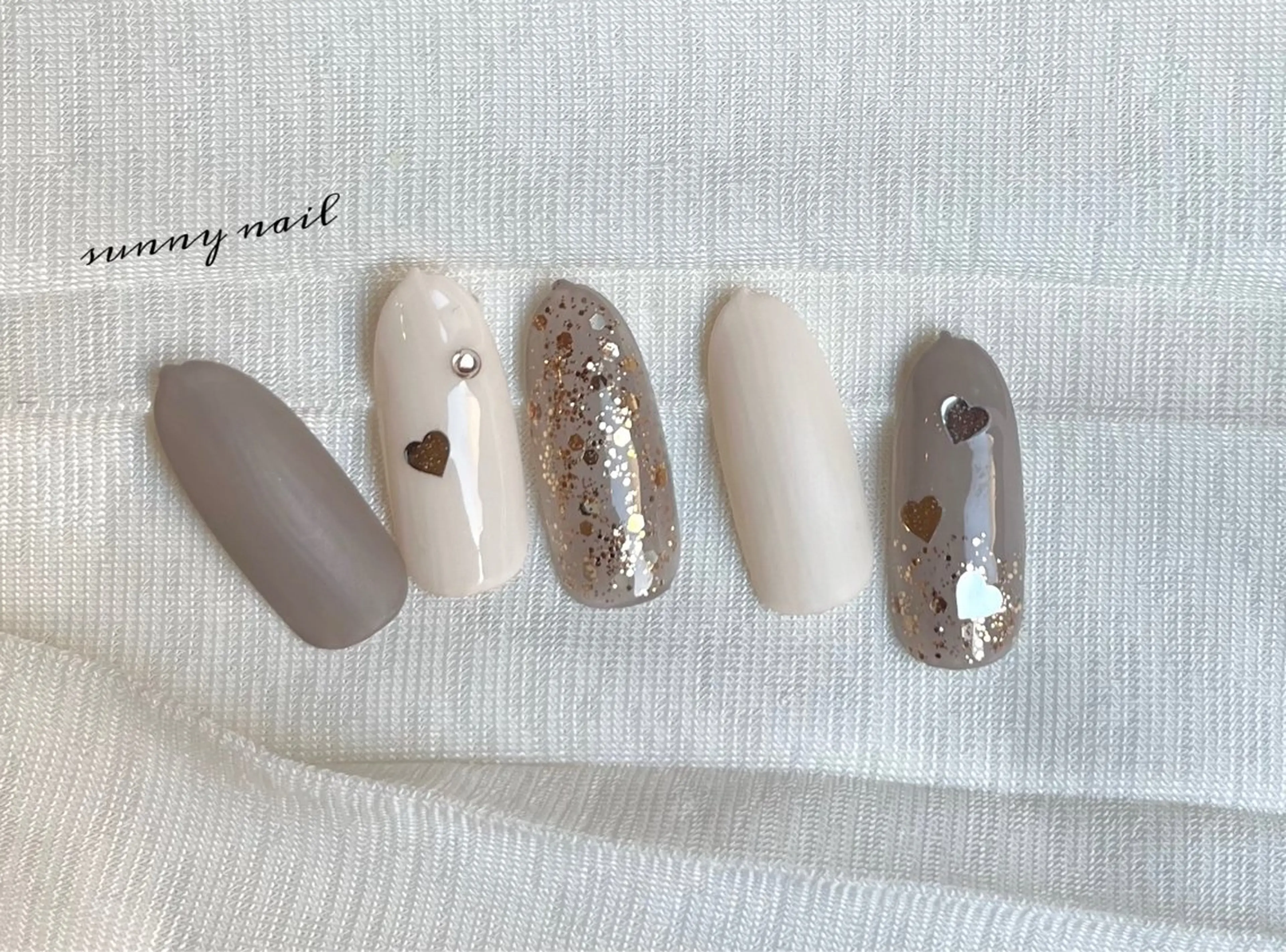 ネイル ジェルネイル ハート パラジェル バレンタイン 冬ネイル sunny nailのネイルデザイン