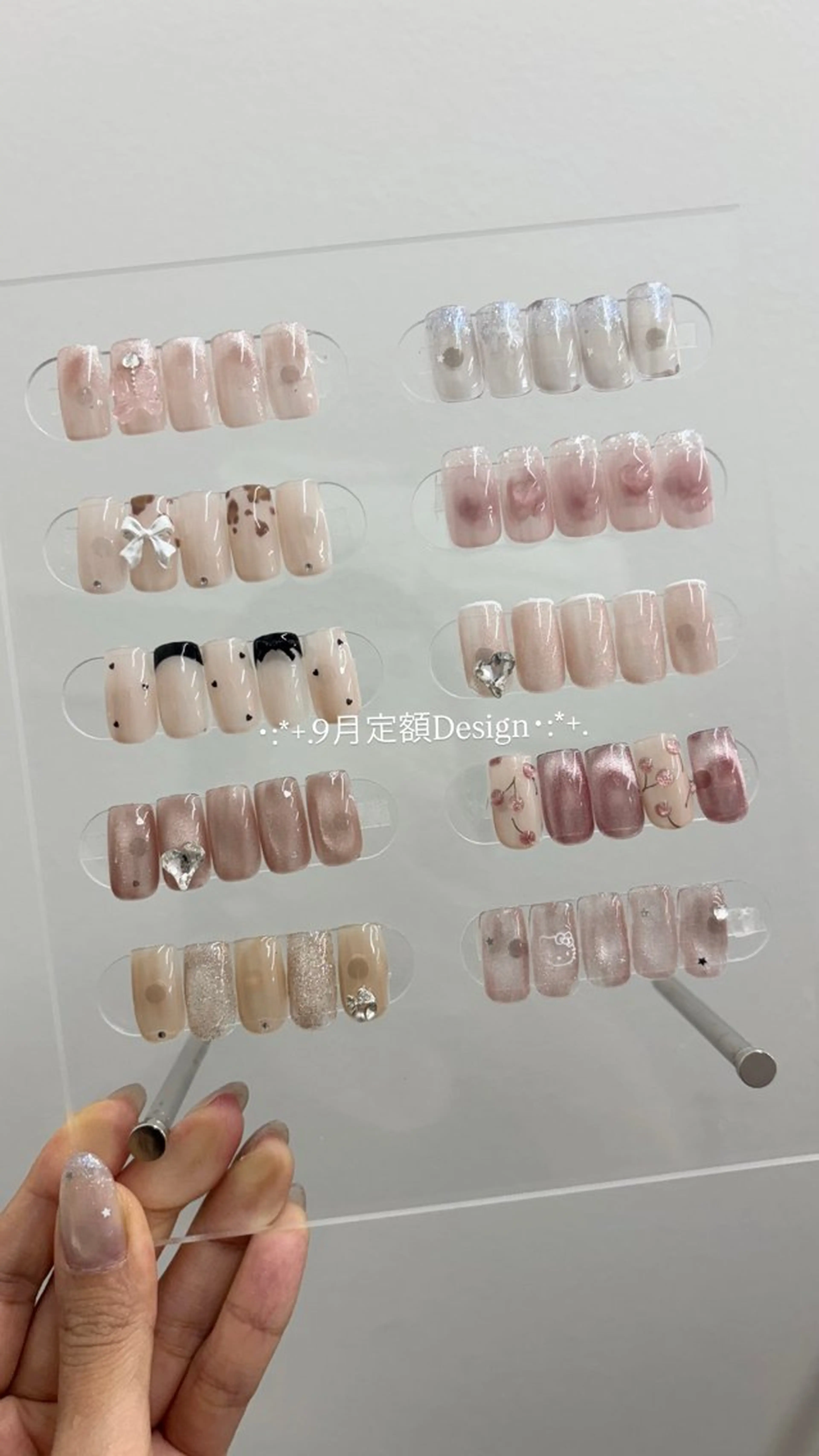 ネイル ハンドネイル GO TODAY SHAiRE SALON 表参道colore店所属・emmi nailのネイルデザイン