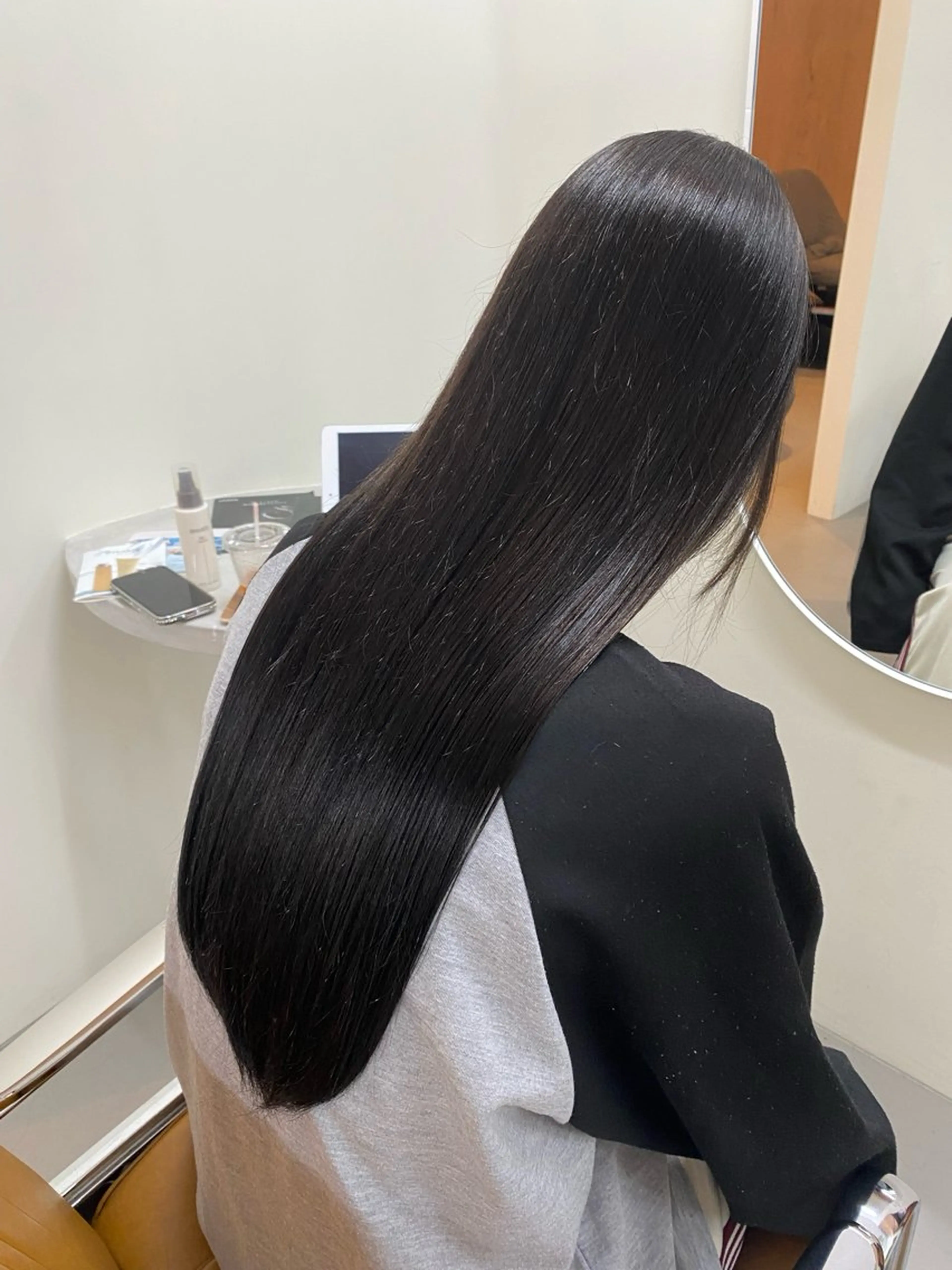 カラー グレージュ fab.所属・檜 果歩のヘアスタイル