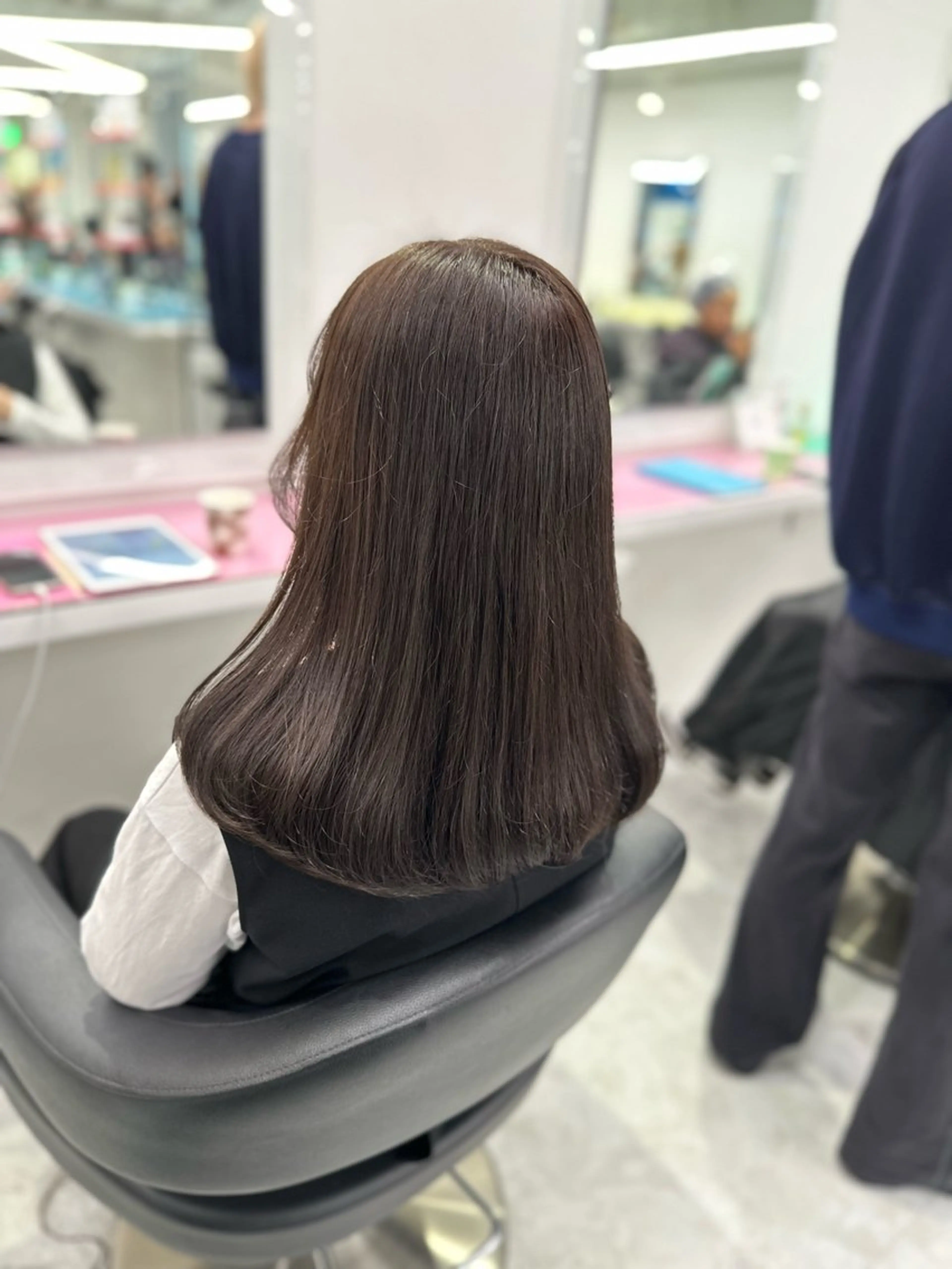 セミロング カラー 顔周りカット レイヤーカット ♡ダブルカラー特化♡ miyuのヘアスタイル